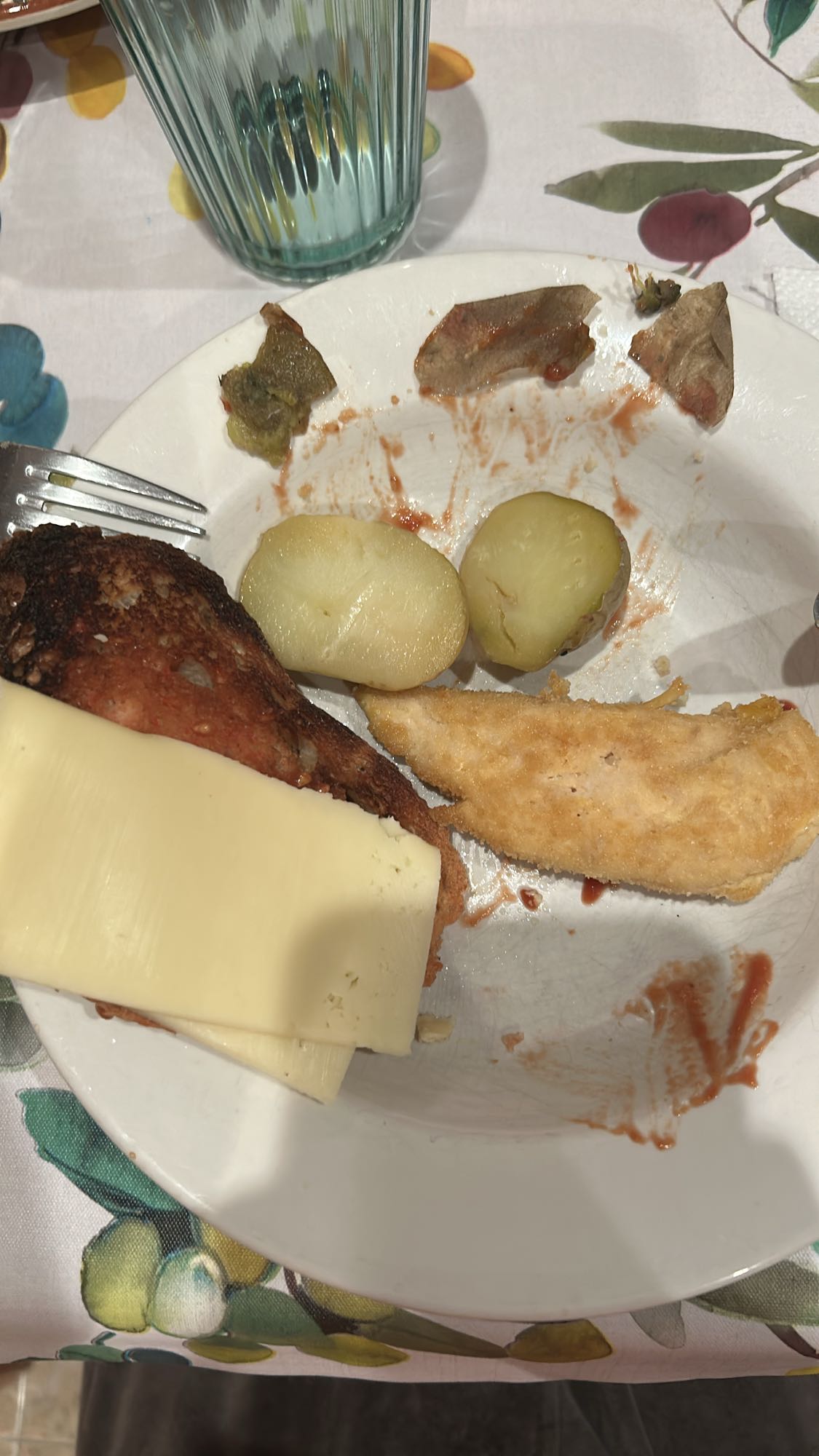 Pa amb formatge i pollastre