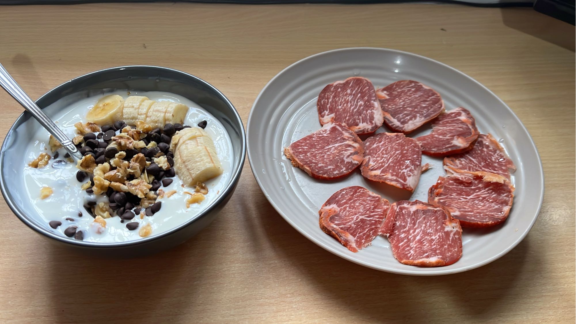 Yogur con carne de res