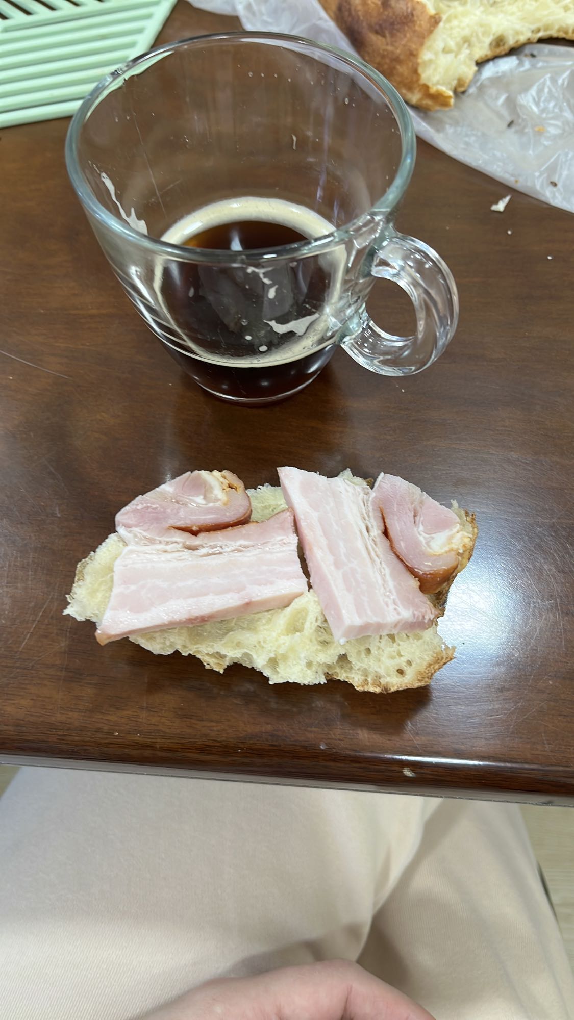 Бутерброд с беконом