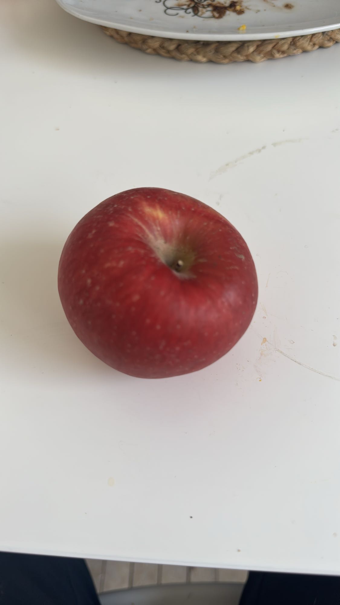 Red Apple