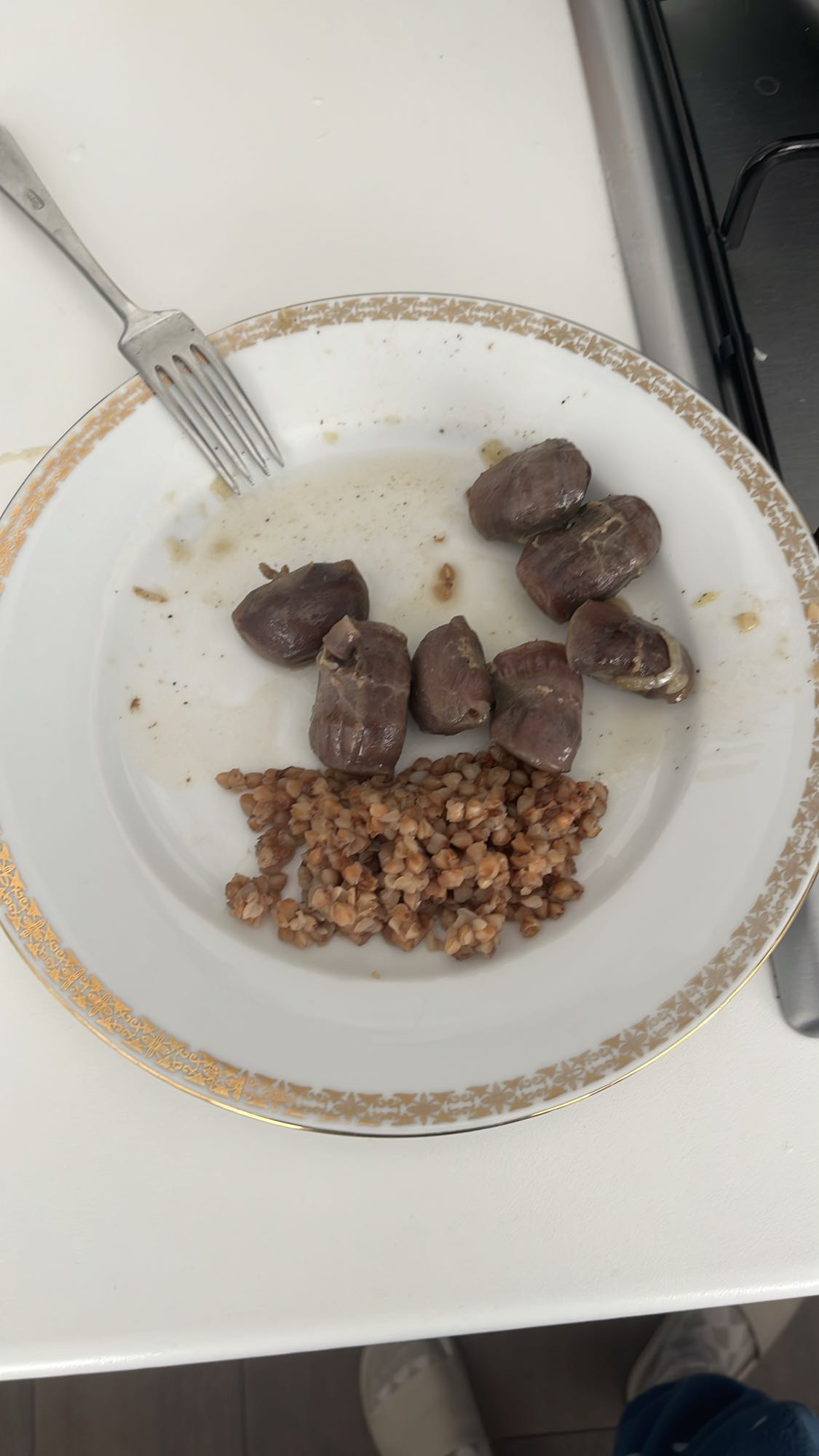 Гречка з курячими серцями