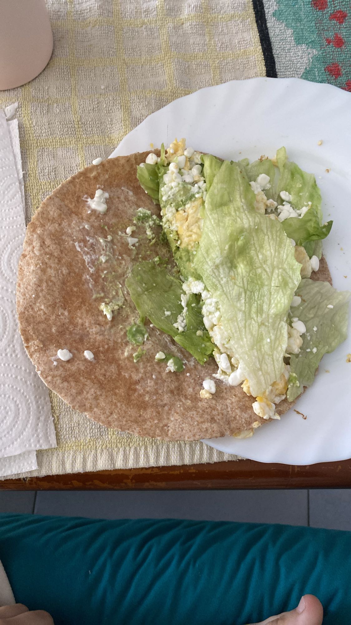 Wrap de huevo y aguacate