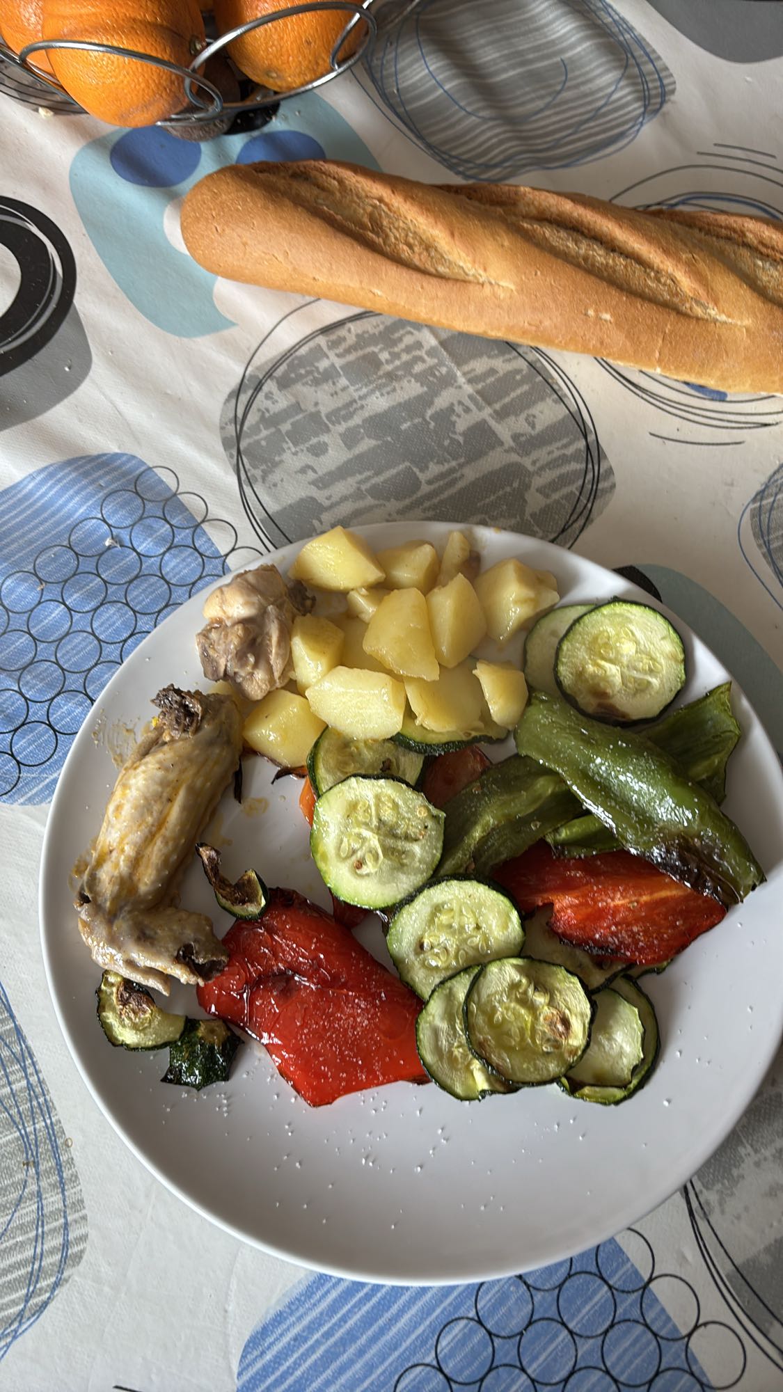 Pollo con verduras asadas