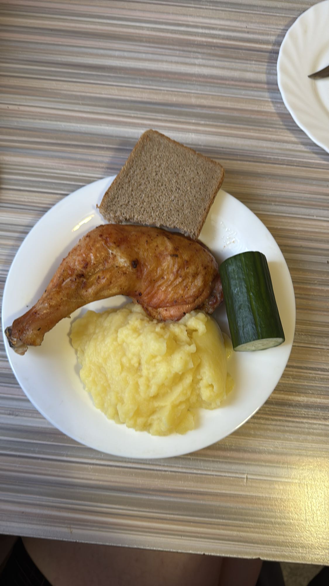 Курица с пюре