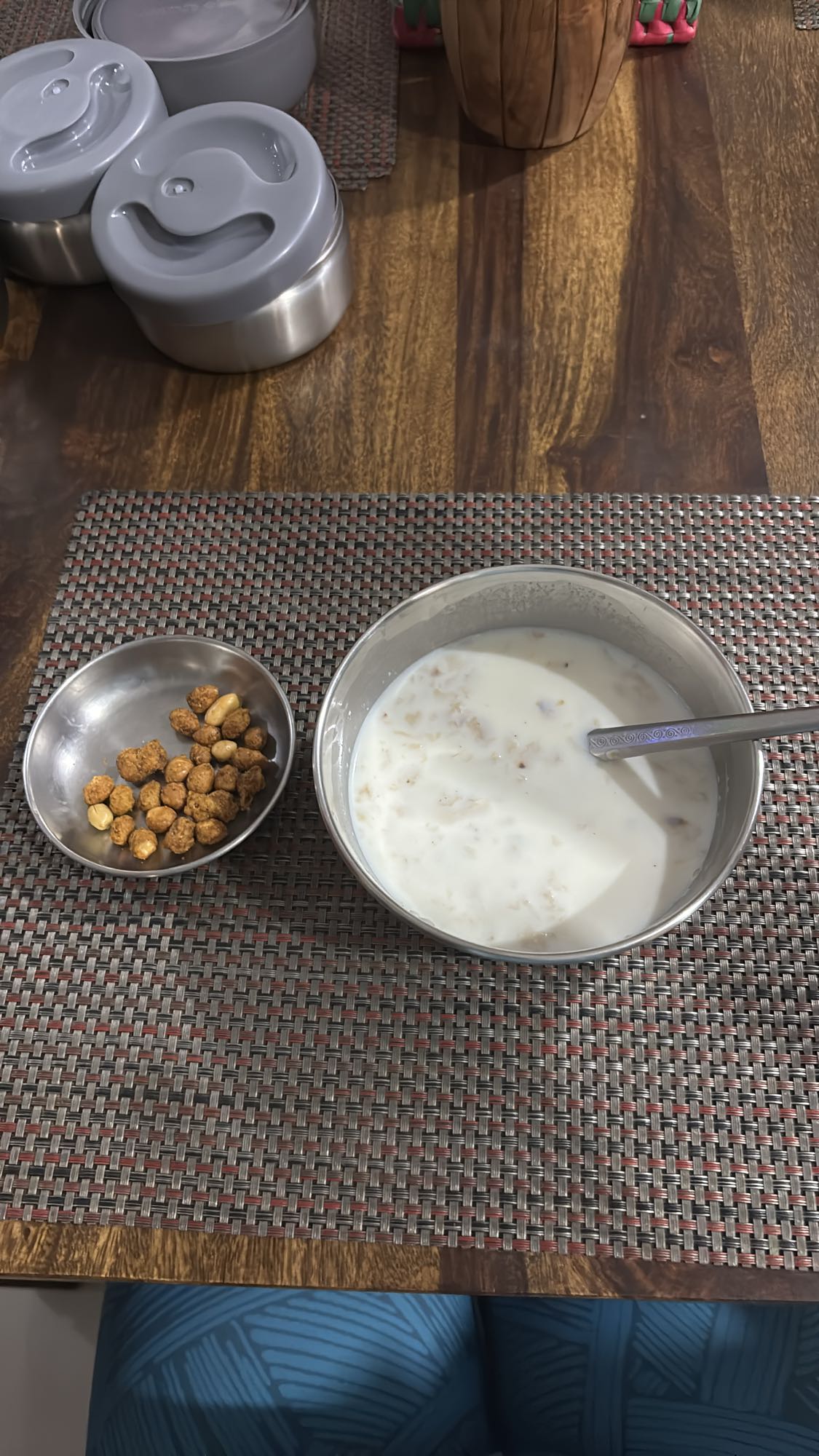 Milk with Oats and Nuts