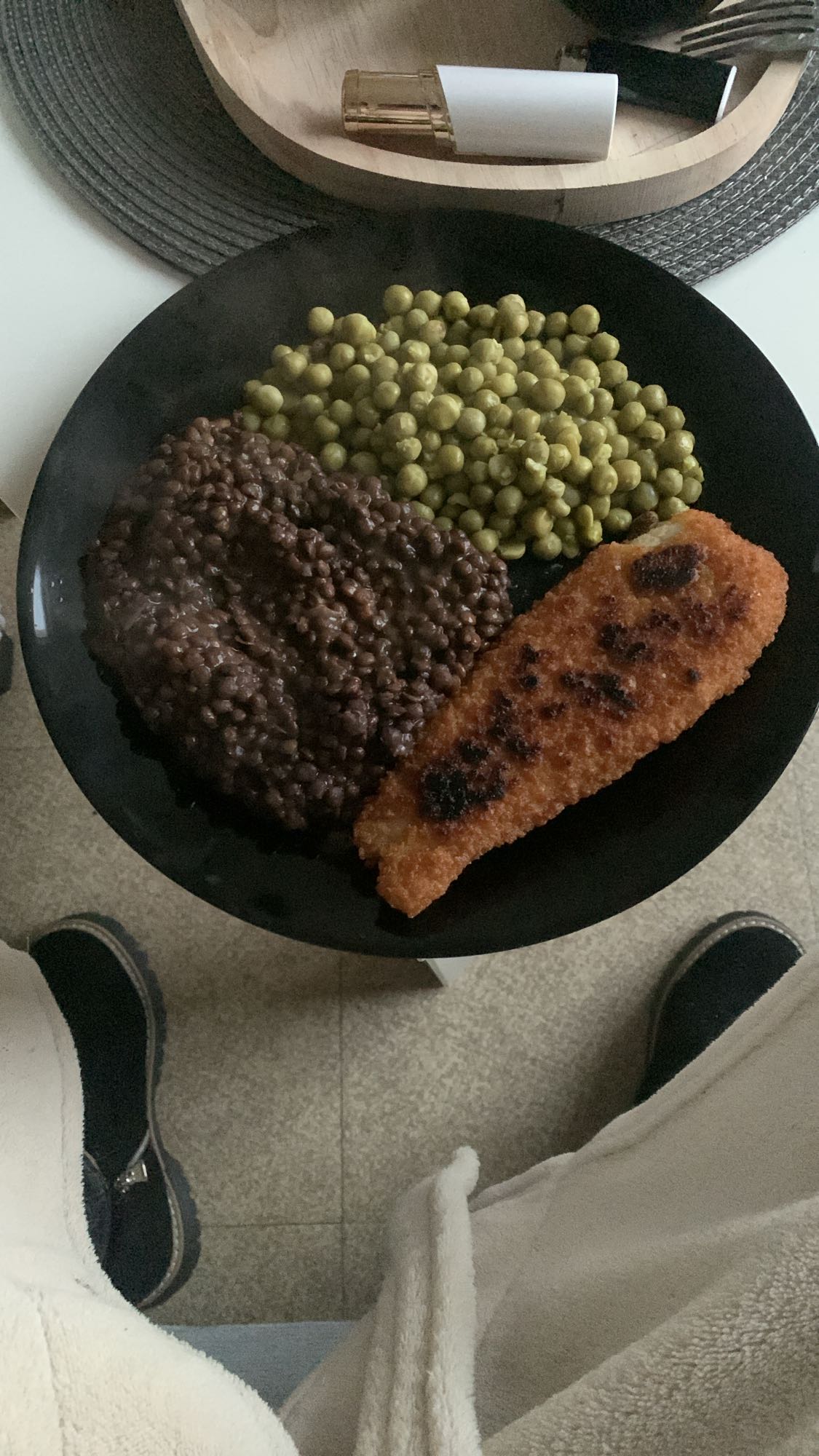 Poisson pané et lentilles