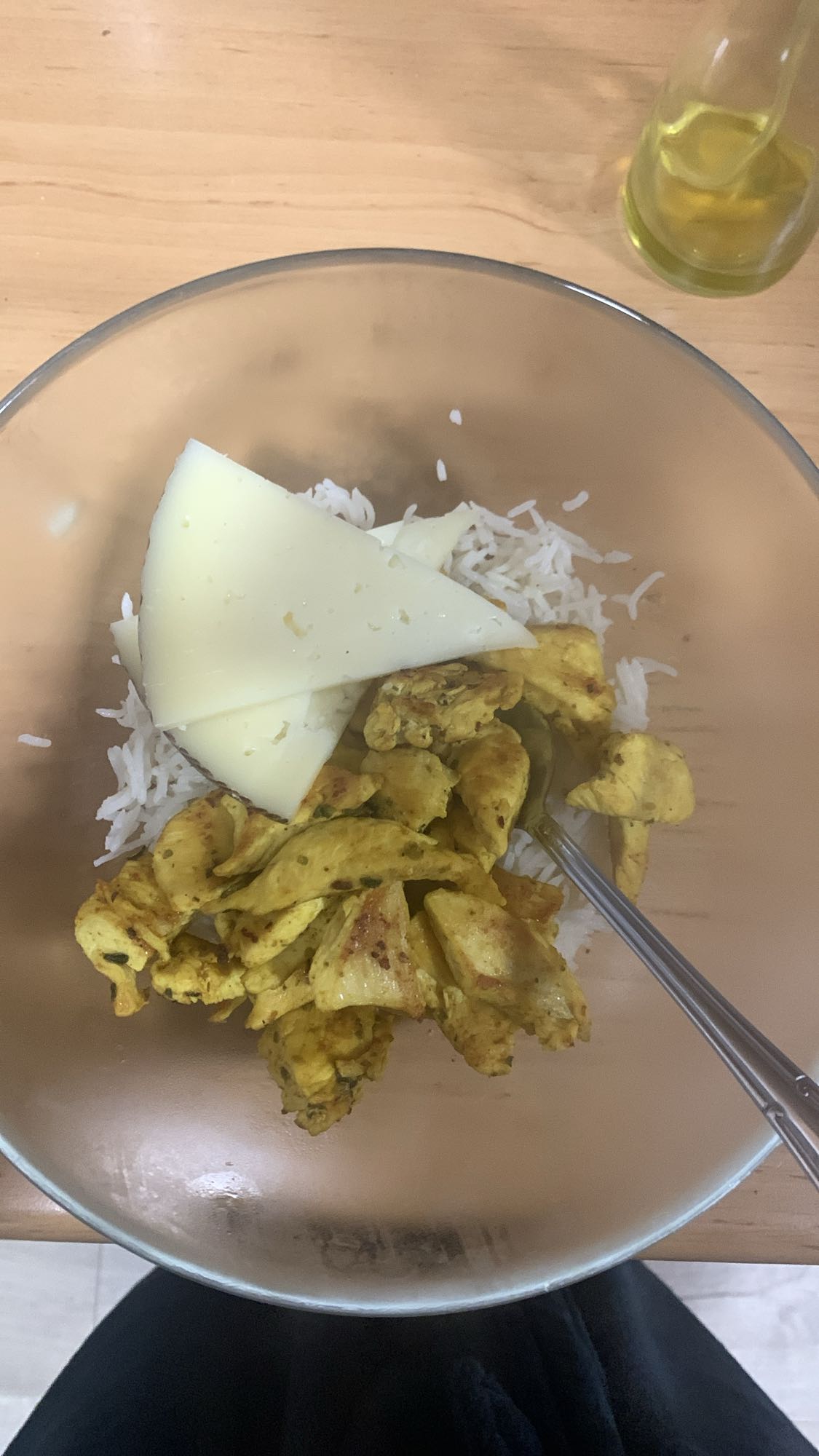 Pollo con arroz y queso