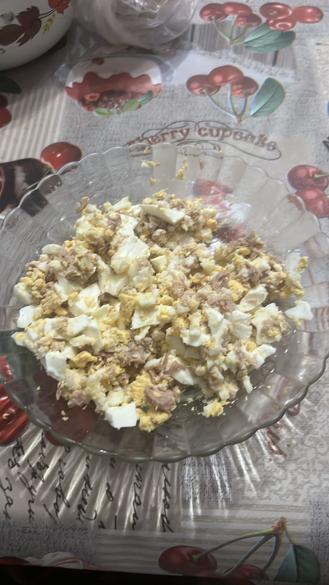 Ensalada de huevo y atún