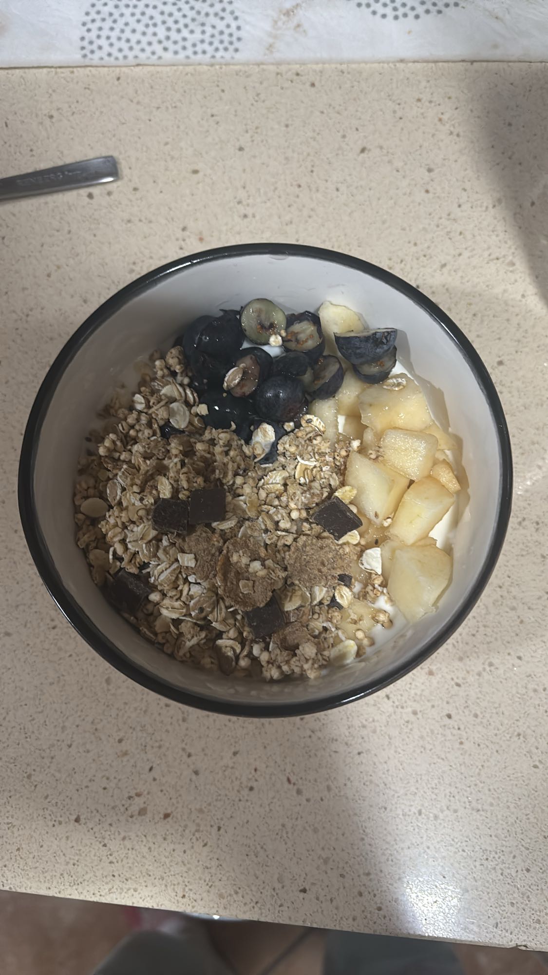 Tazón de yogur con granola