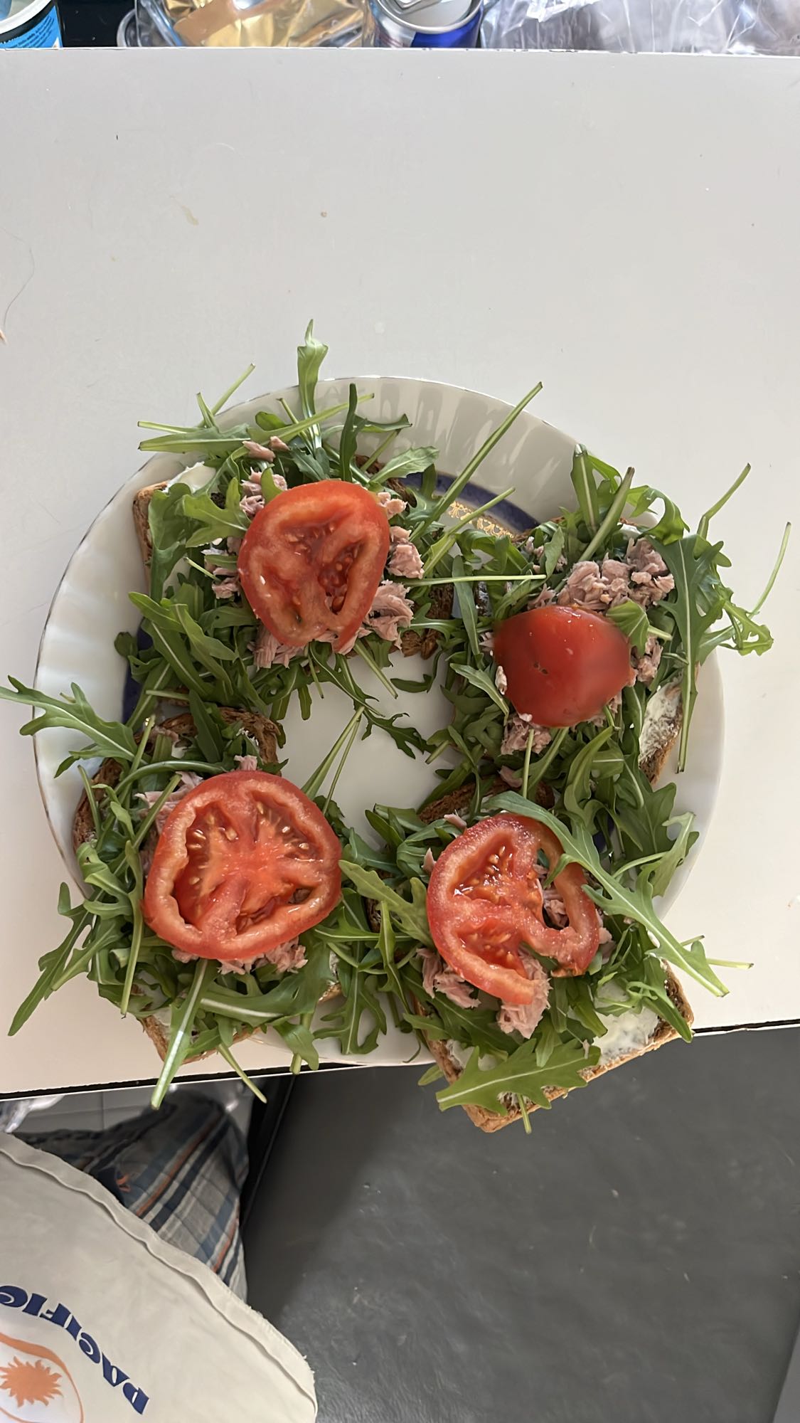 Kanapki z tuńczykiem