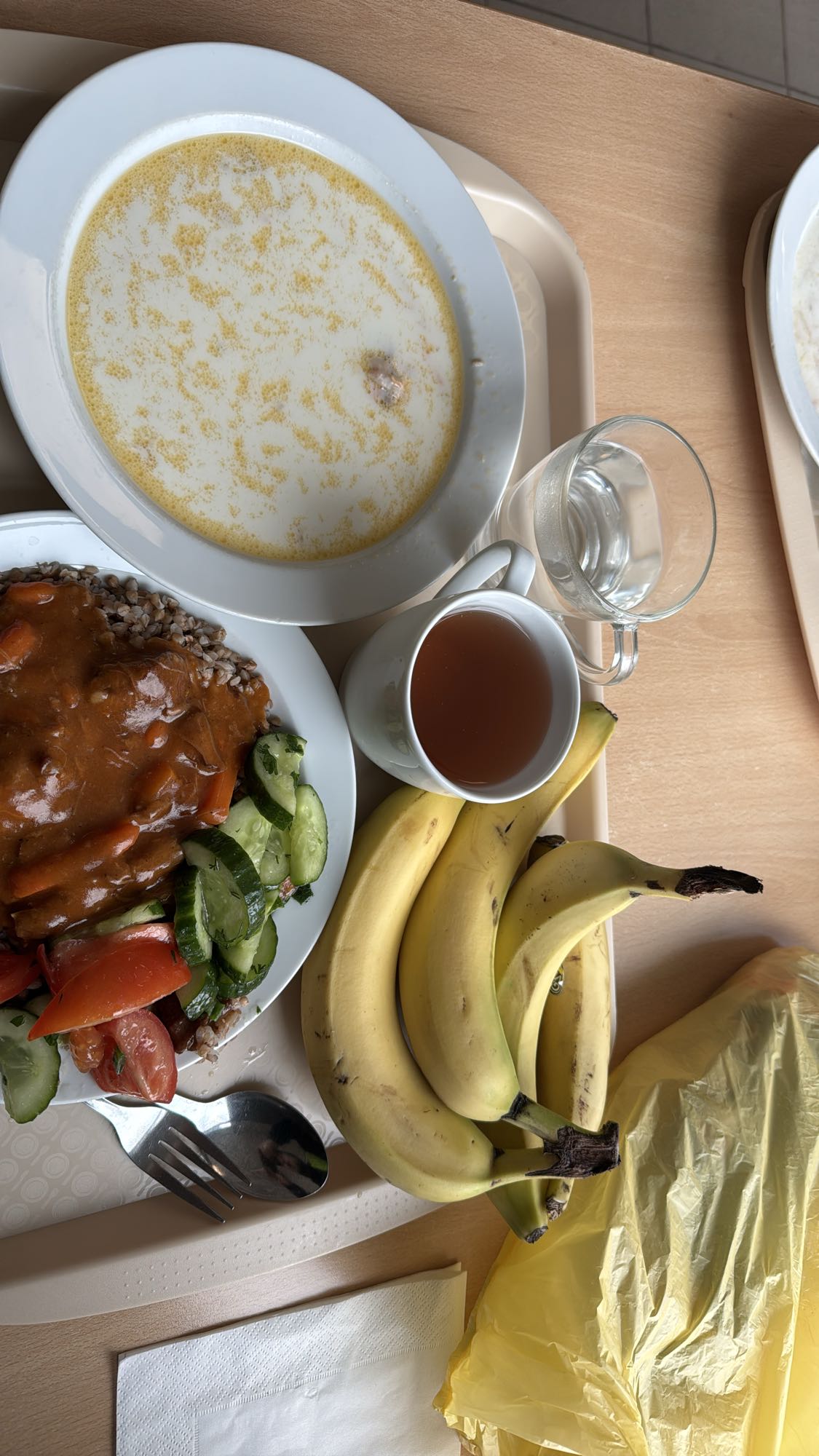 Обеденный прием пищи