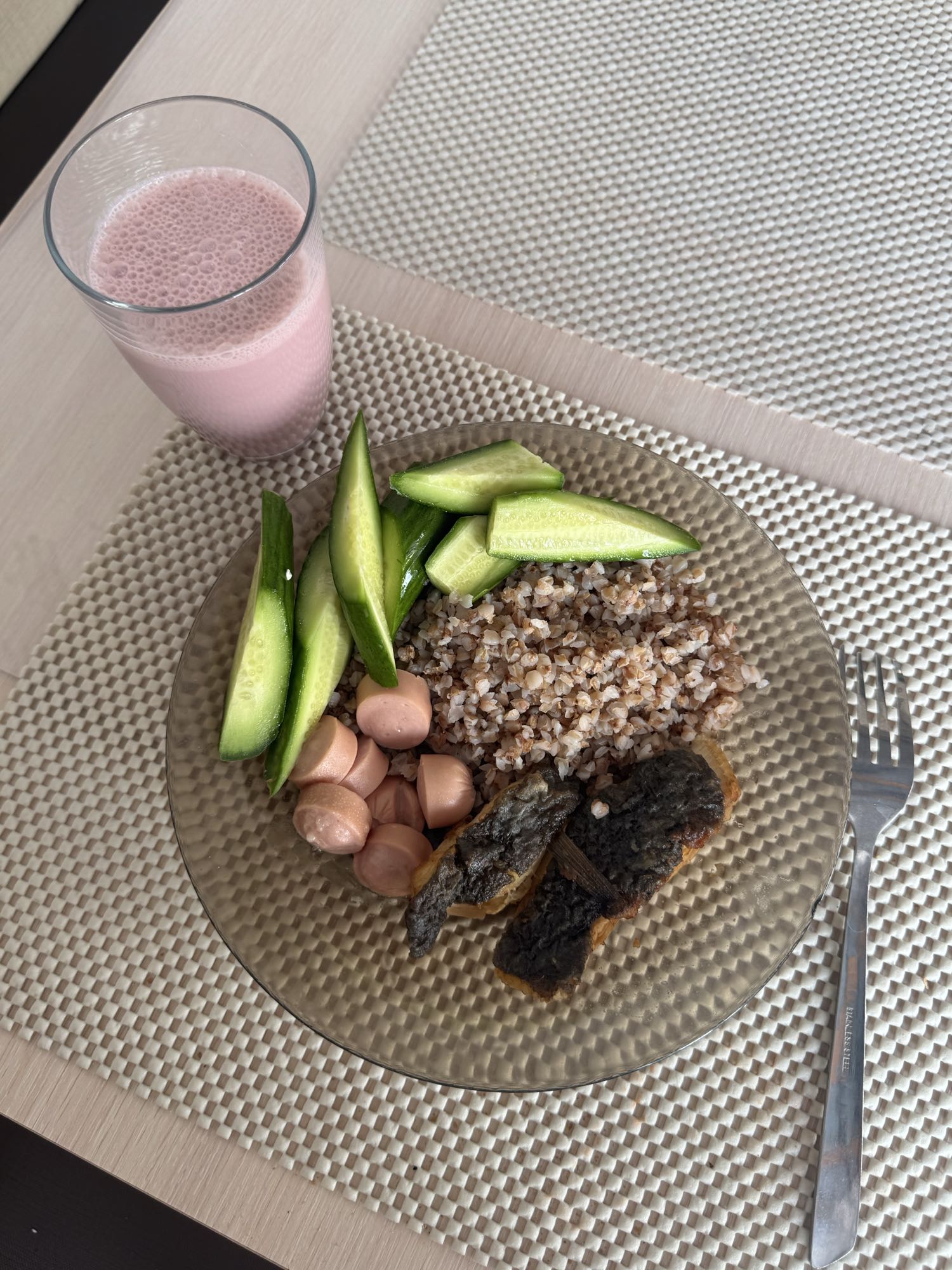 Гречка с рыбой и овощами