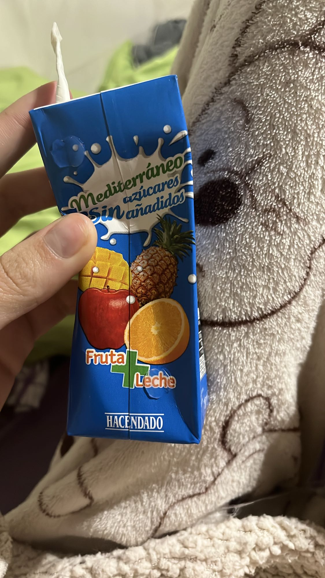 Bebida de fruta y leche