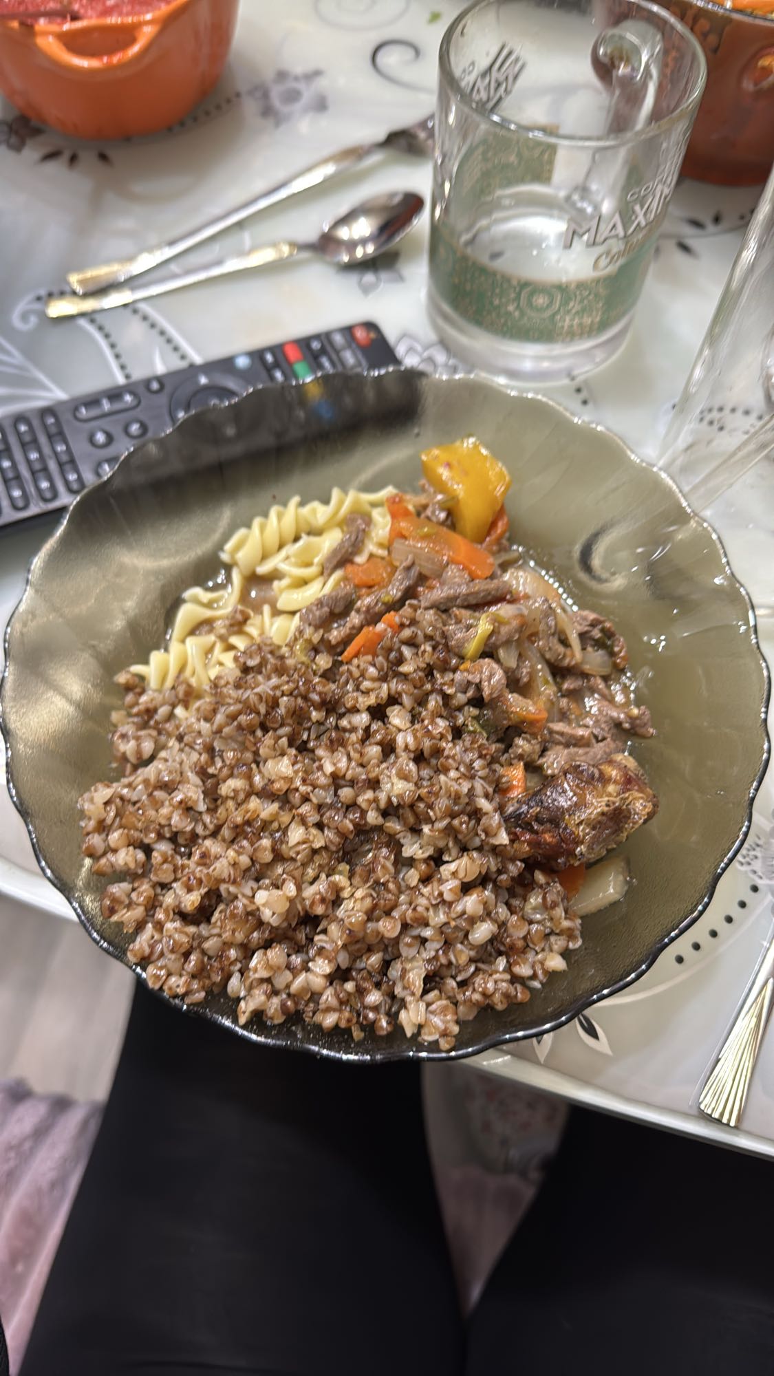 Гречка с мясом и макаронами