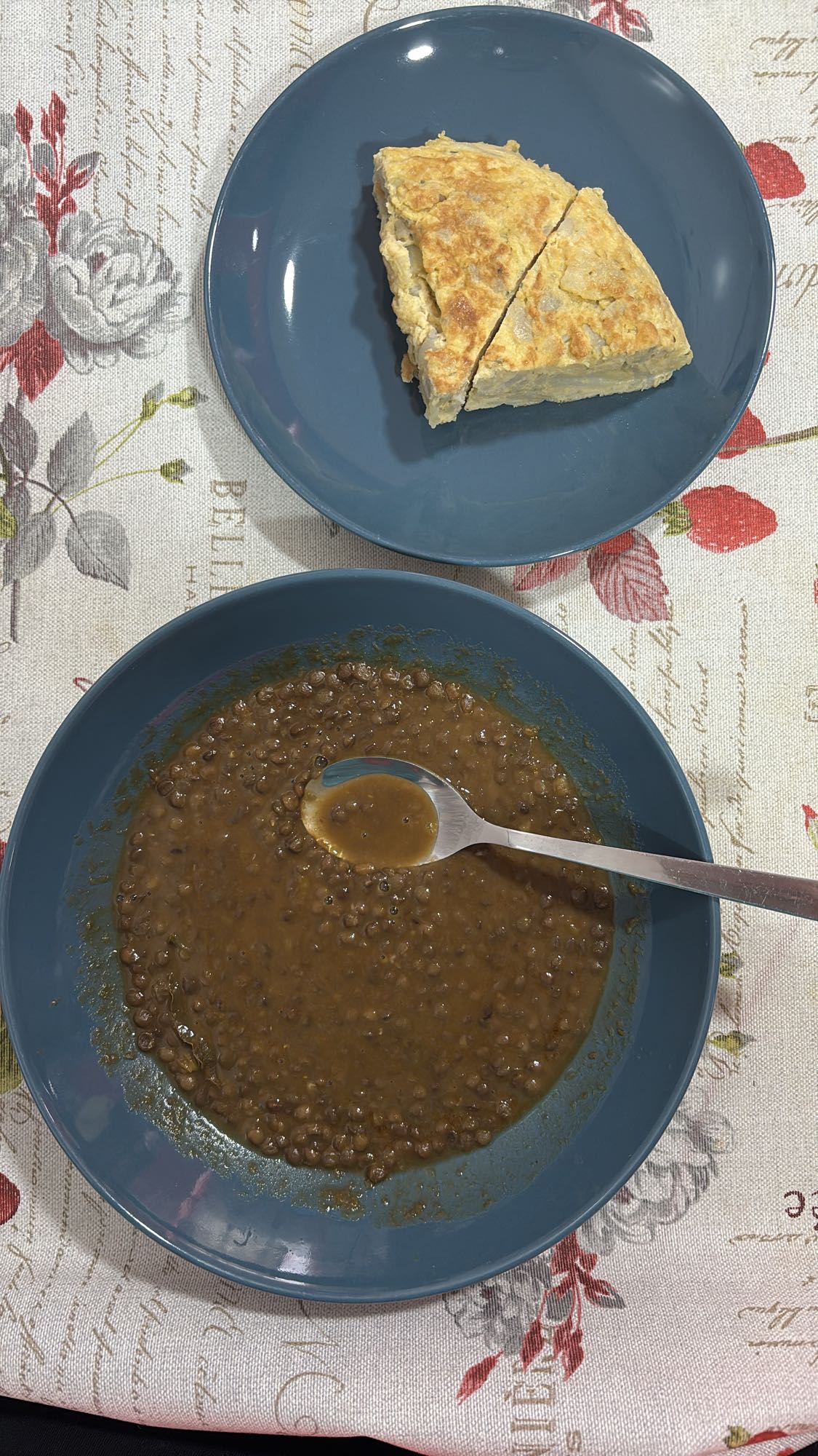 Lentejas con tortilla