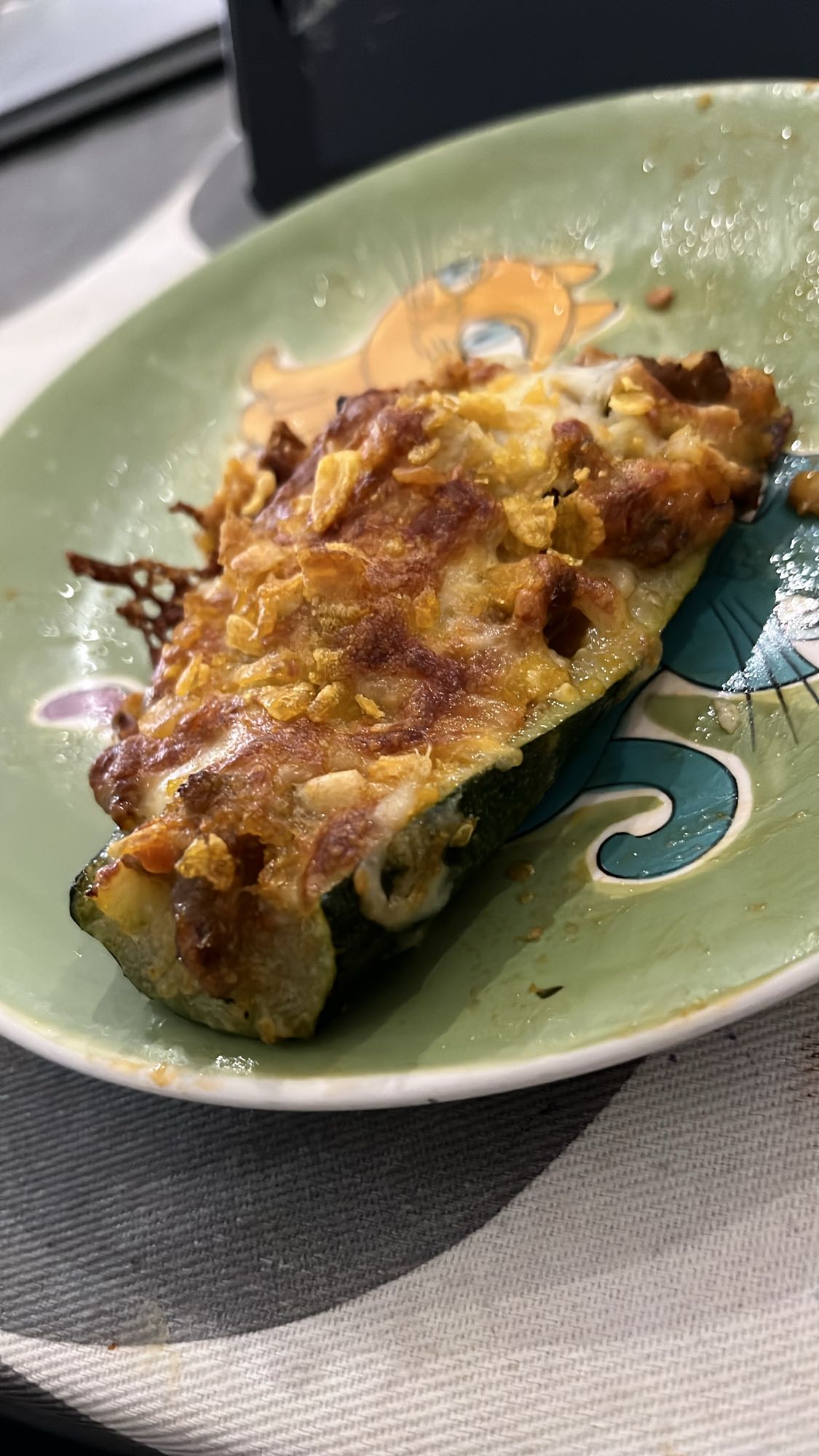 Calabacín relleno gratinado