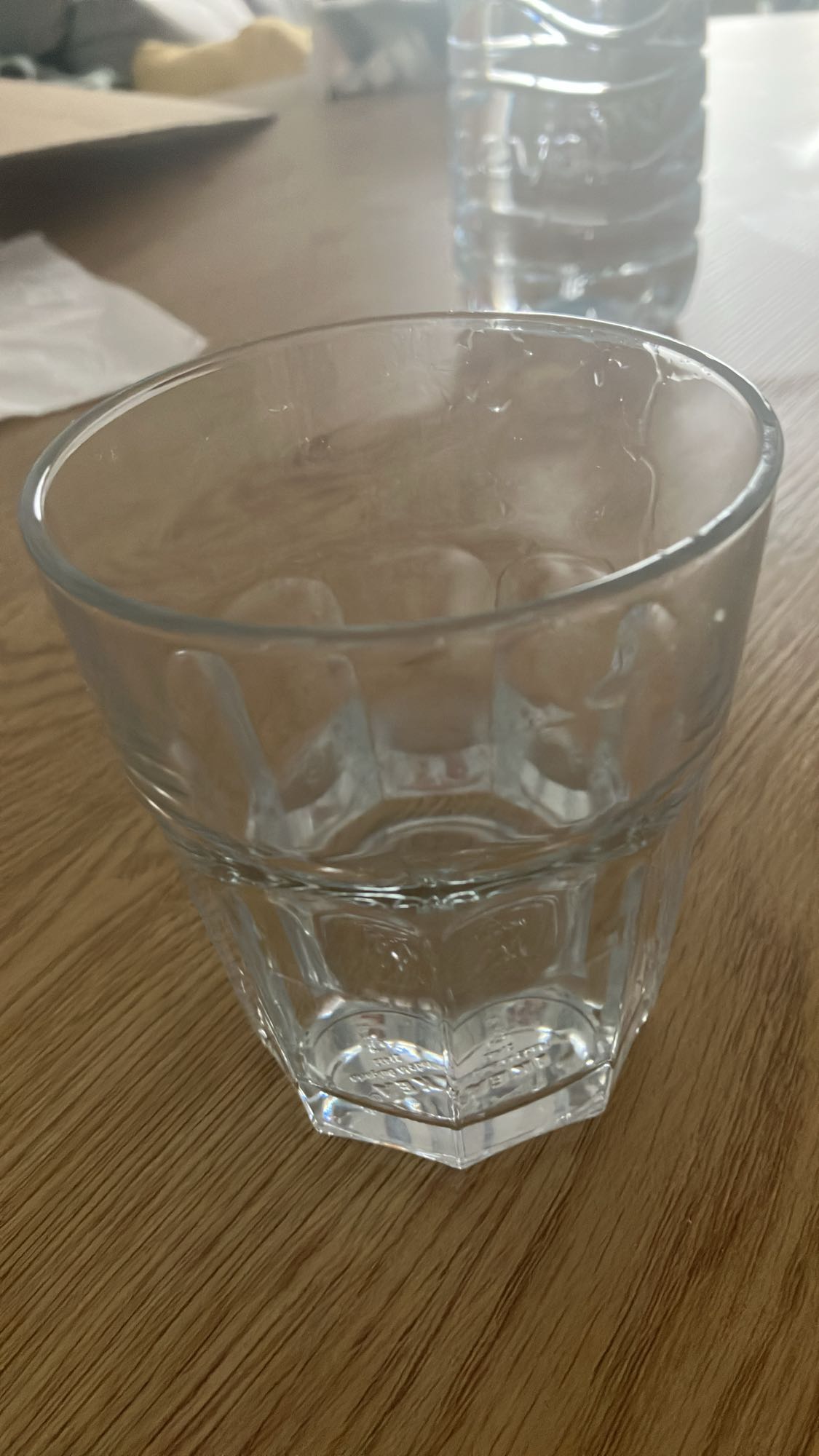 Szklanka wody