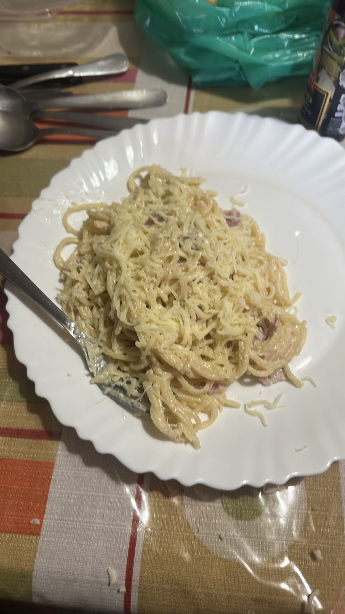 Espaguetis a la carbonara