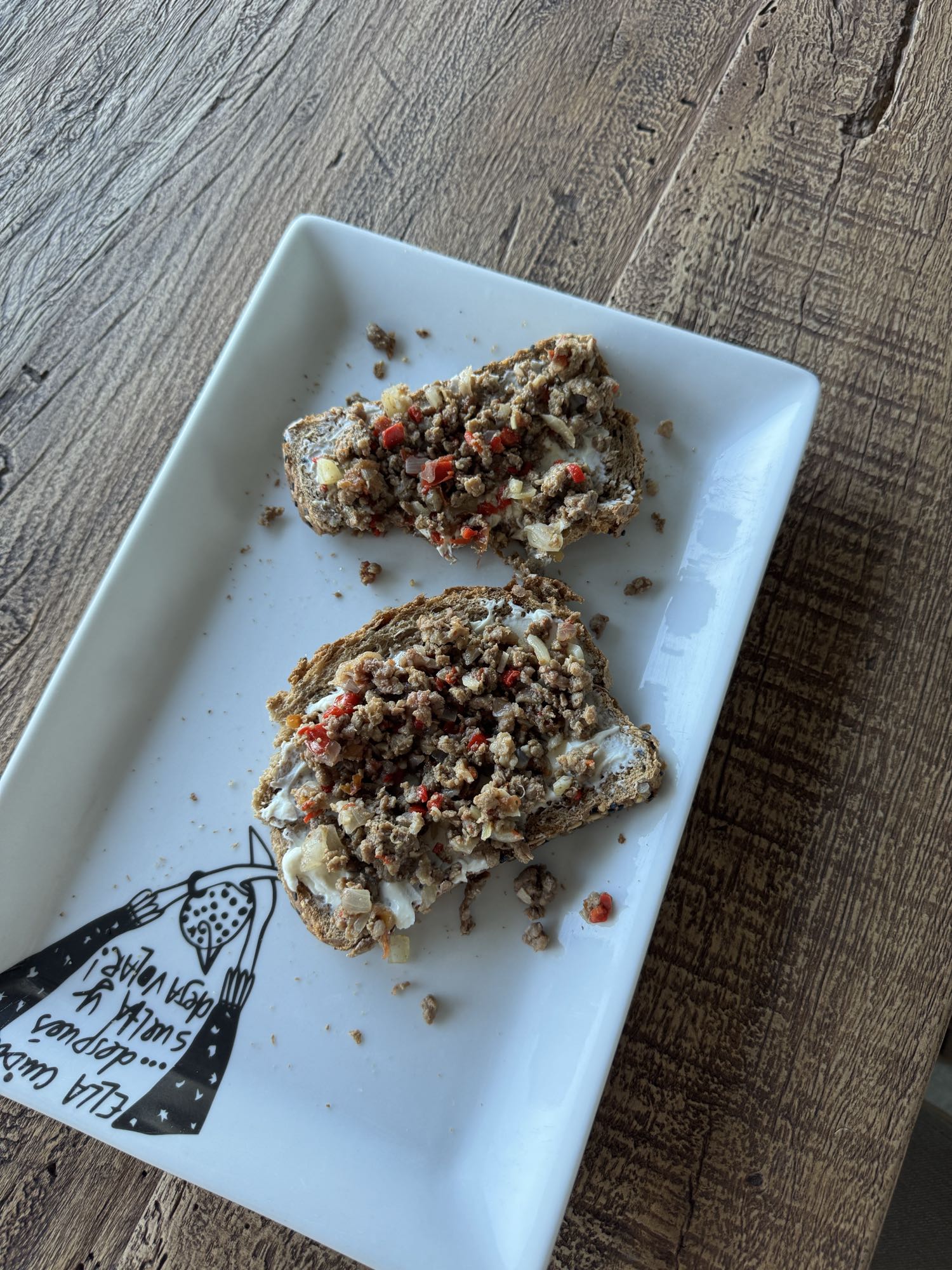 Tostadas con carne molida