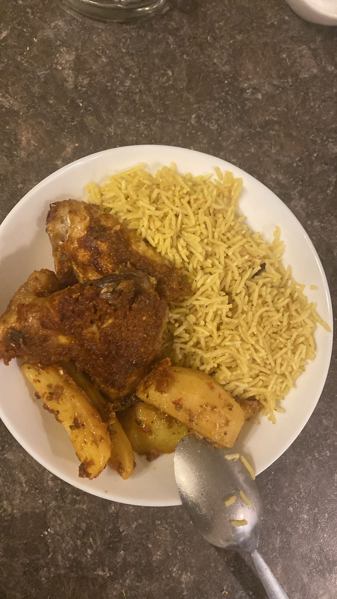 أرز بالدجاج والبطاطس