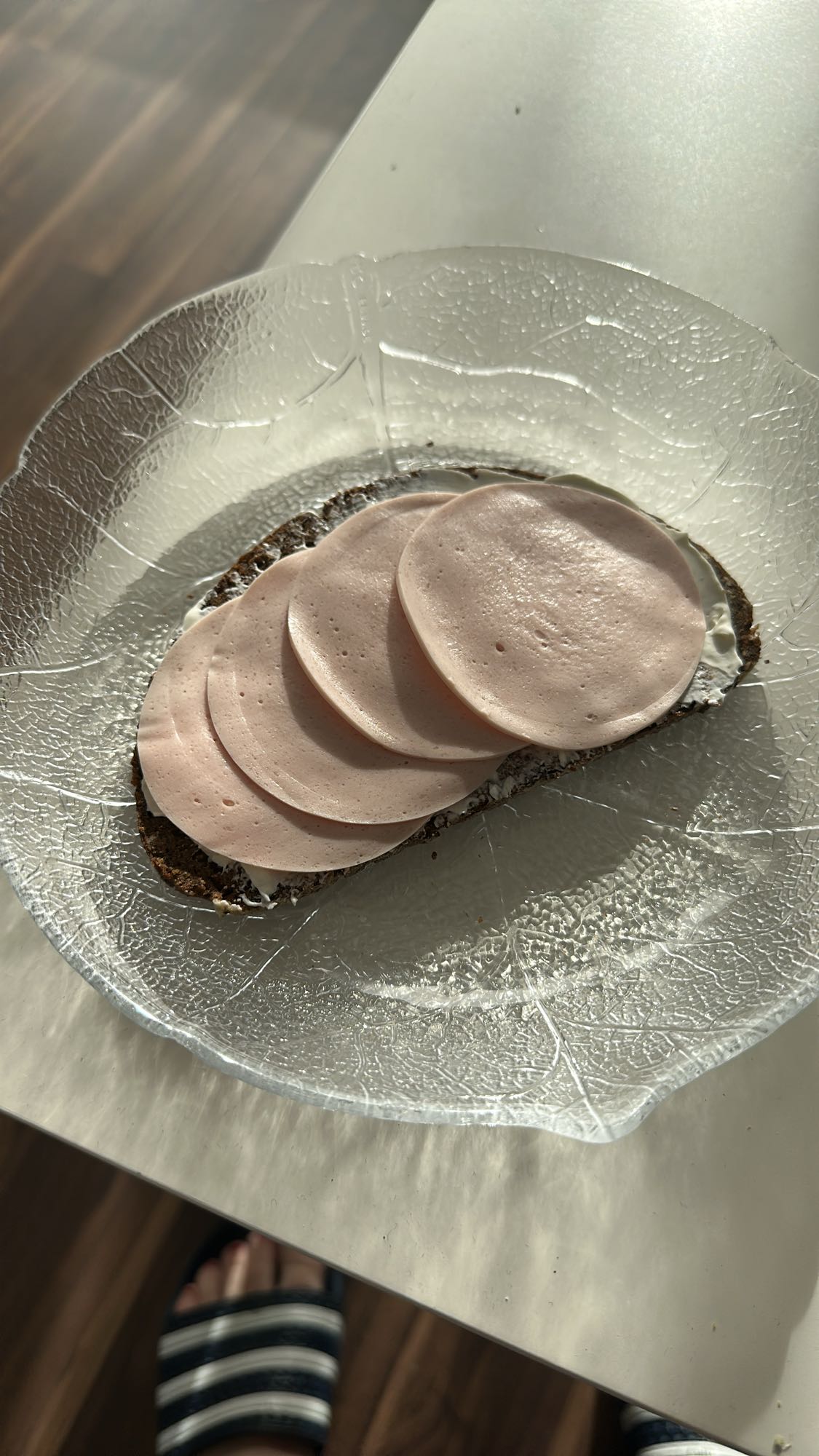 Brot mit Fleischwurst