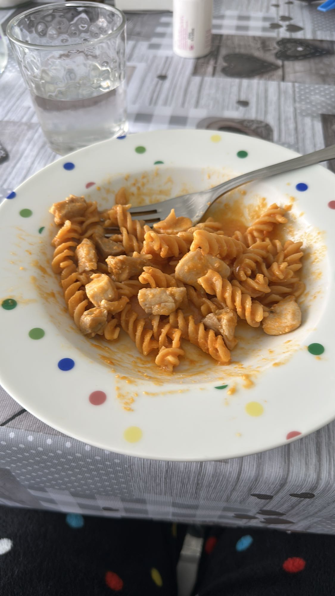 Pasta con pollo