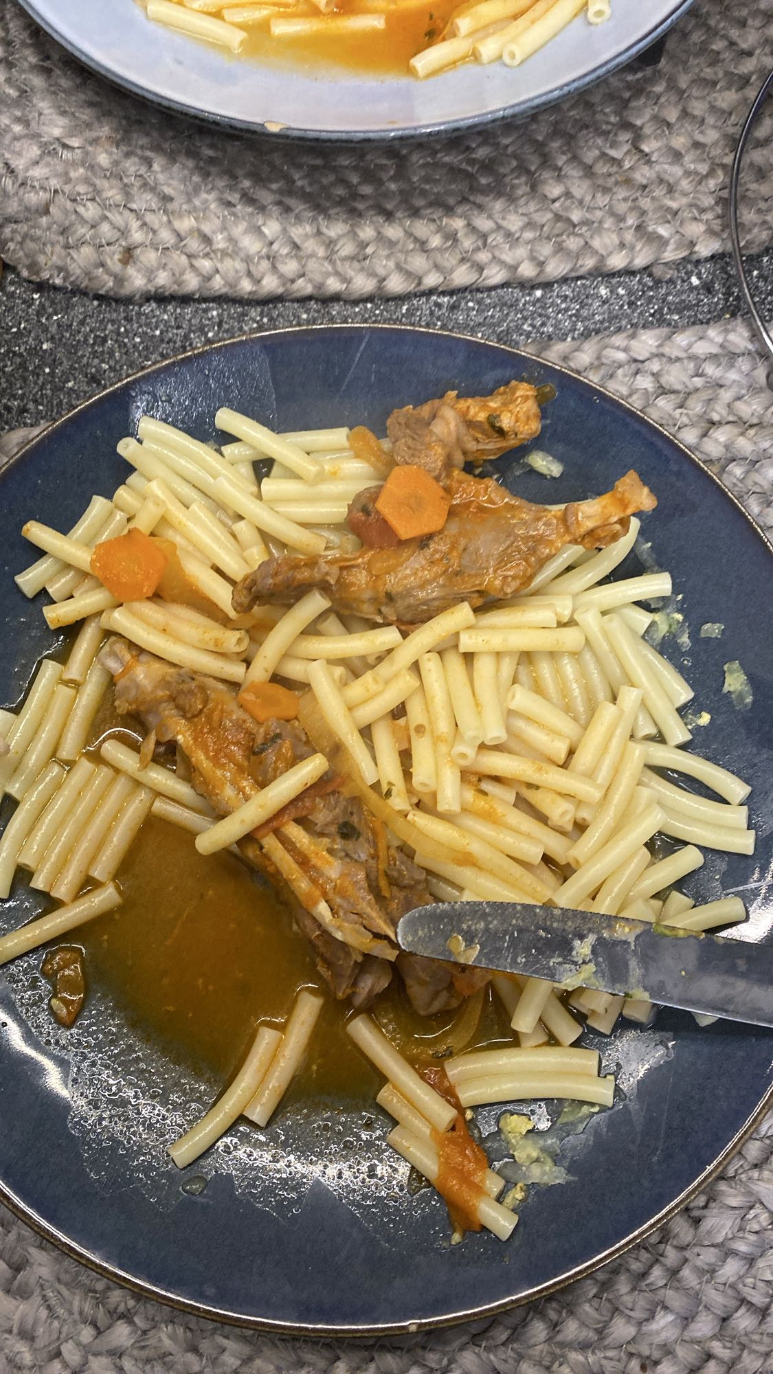 Lammragout mit Nudeln