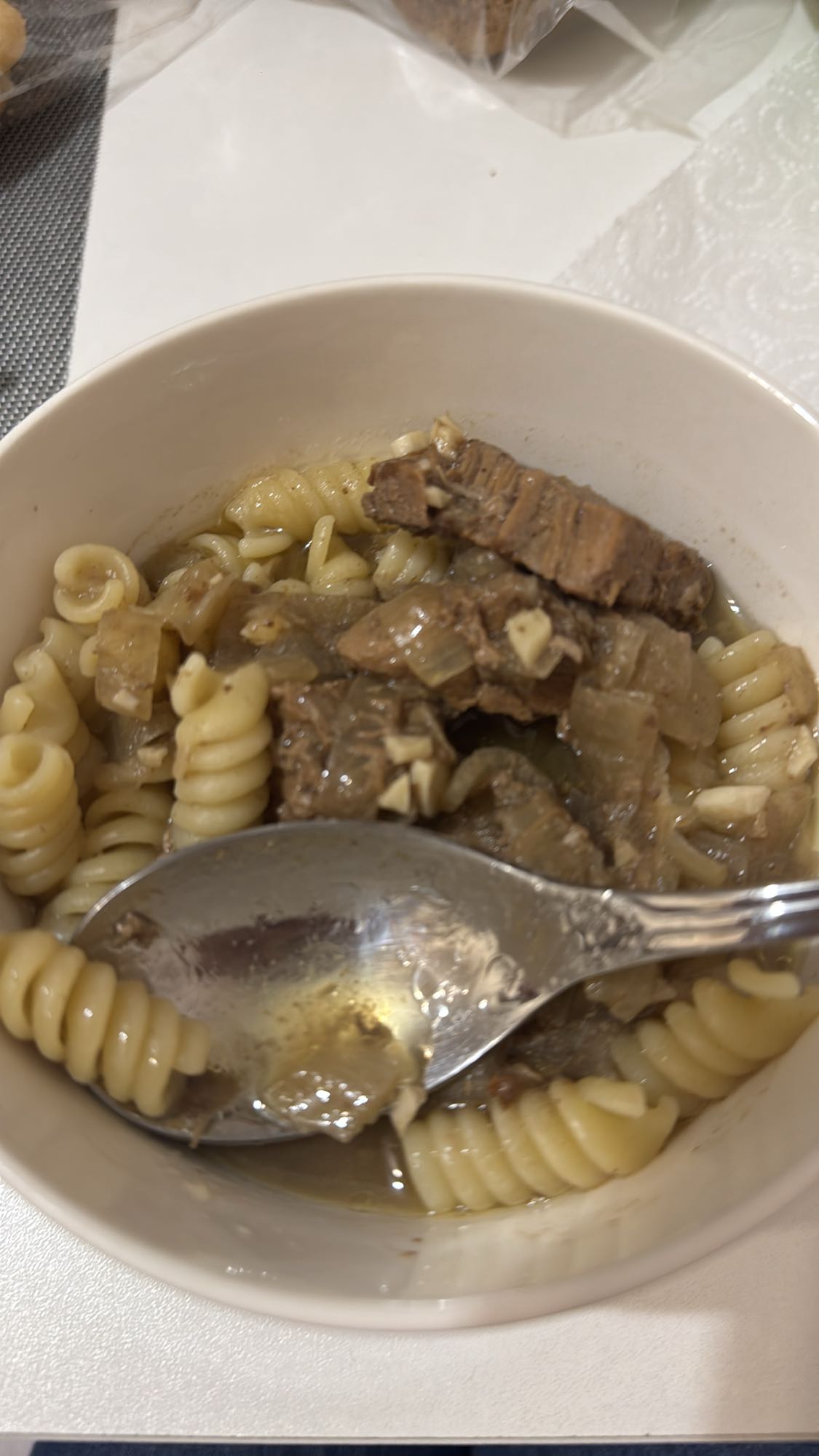 Макароны с говядиной