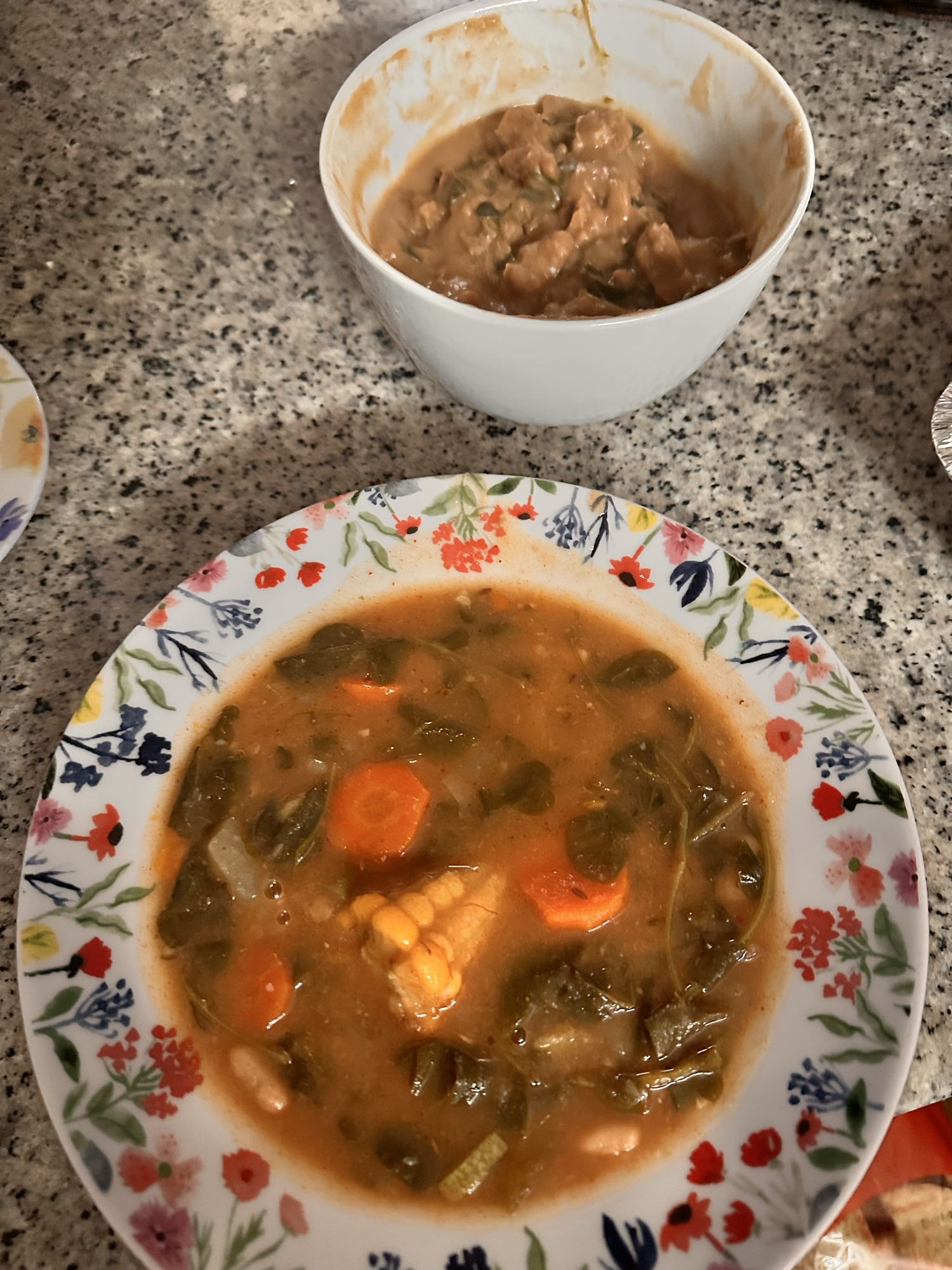 Sopa de verduras y guiso