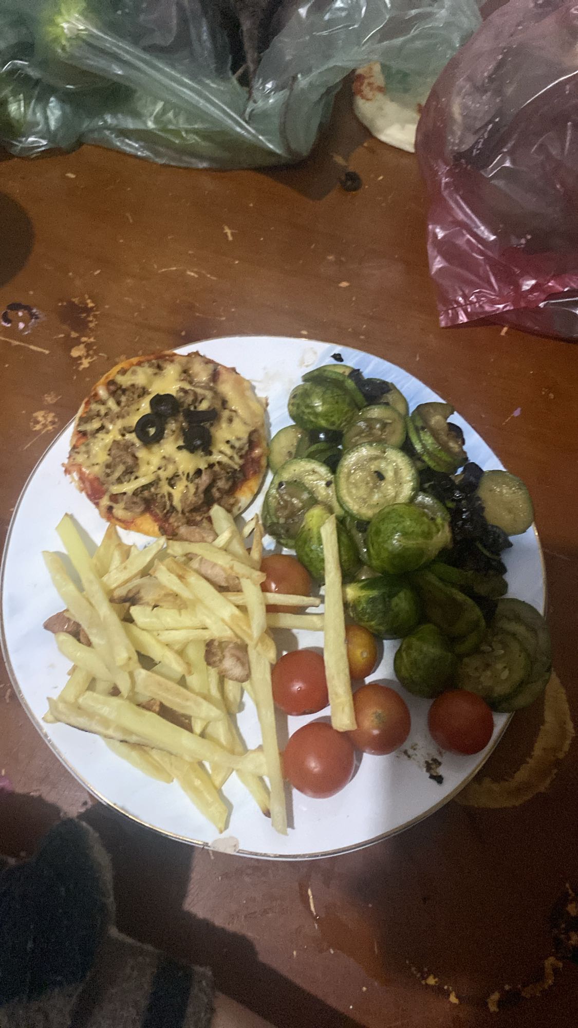 Mixed Plate with Mini Pizza