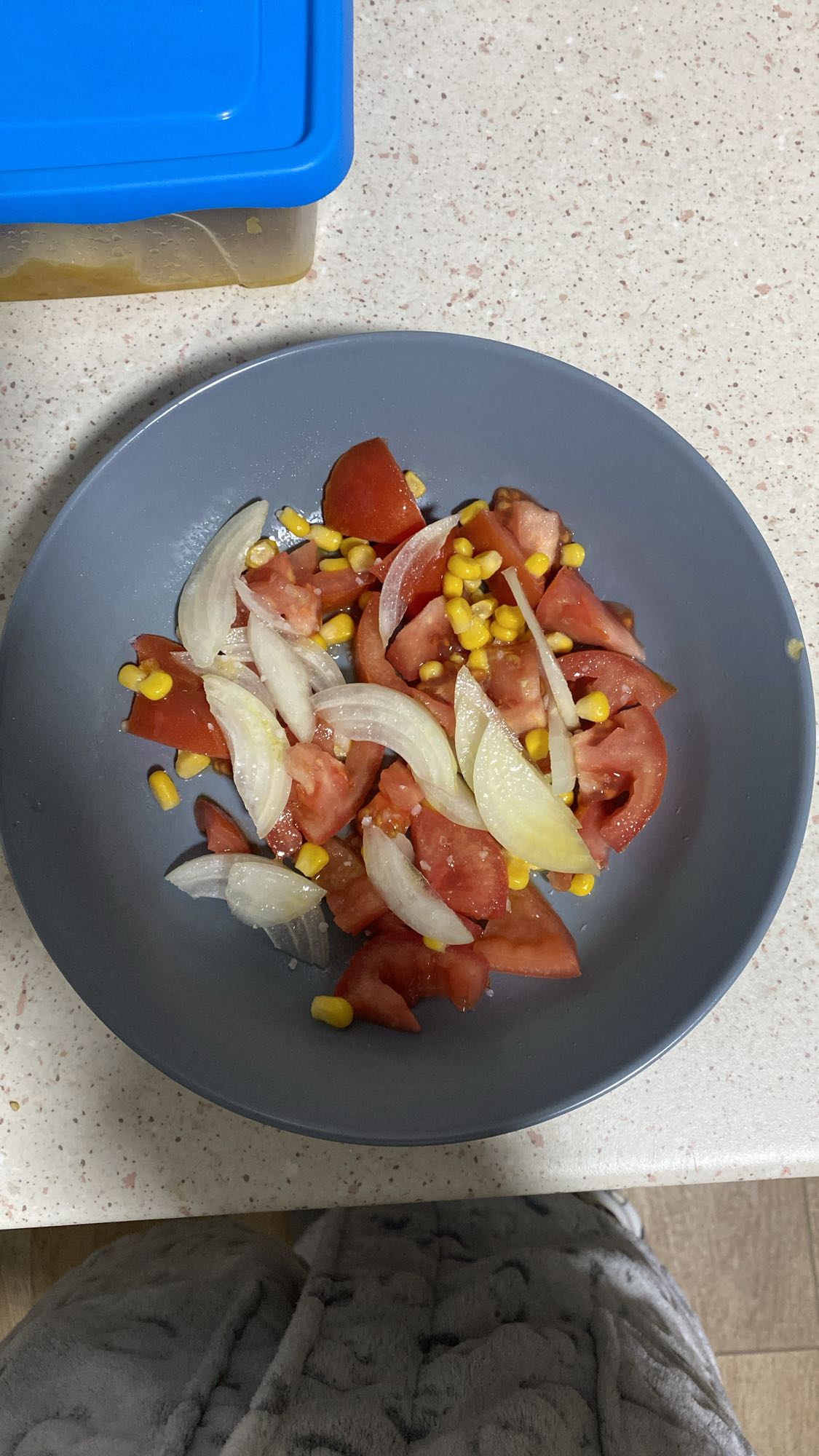 Ensalada de tomate y maíz