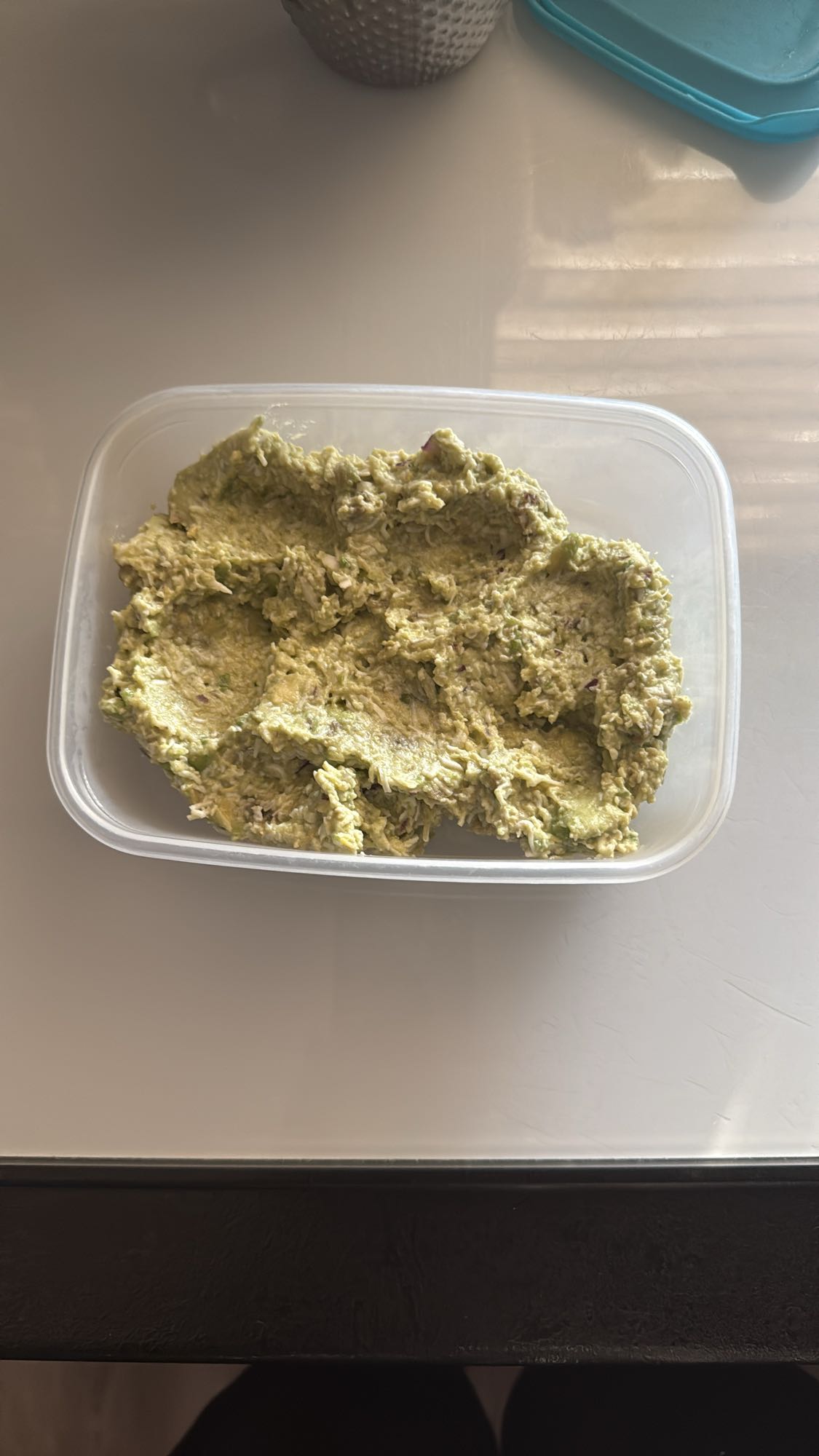 Pasta z awokado i tuńczyka