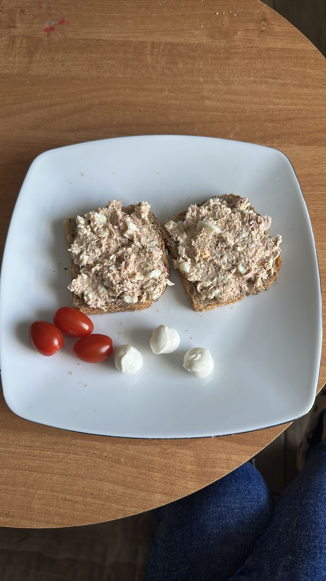 Kanapkowa pasta tuńczykowa