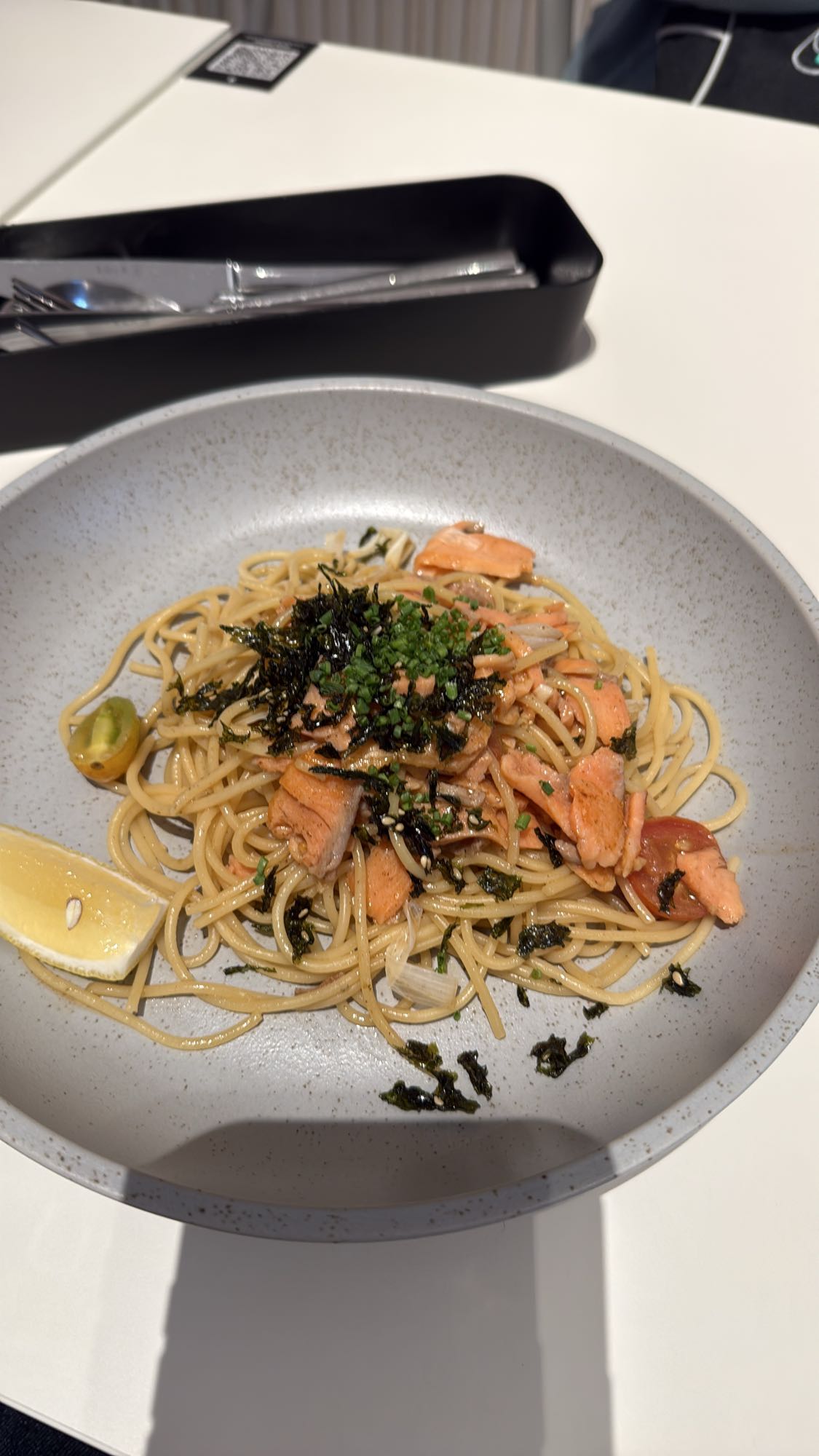 Salmon Aglio Olio