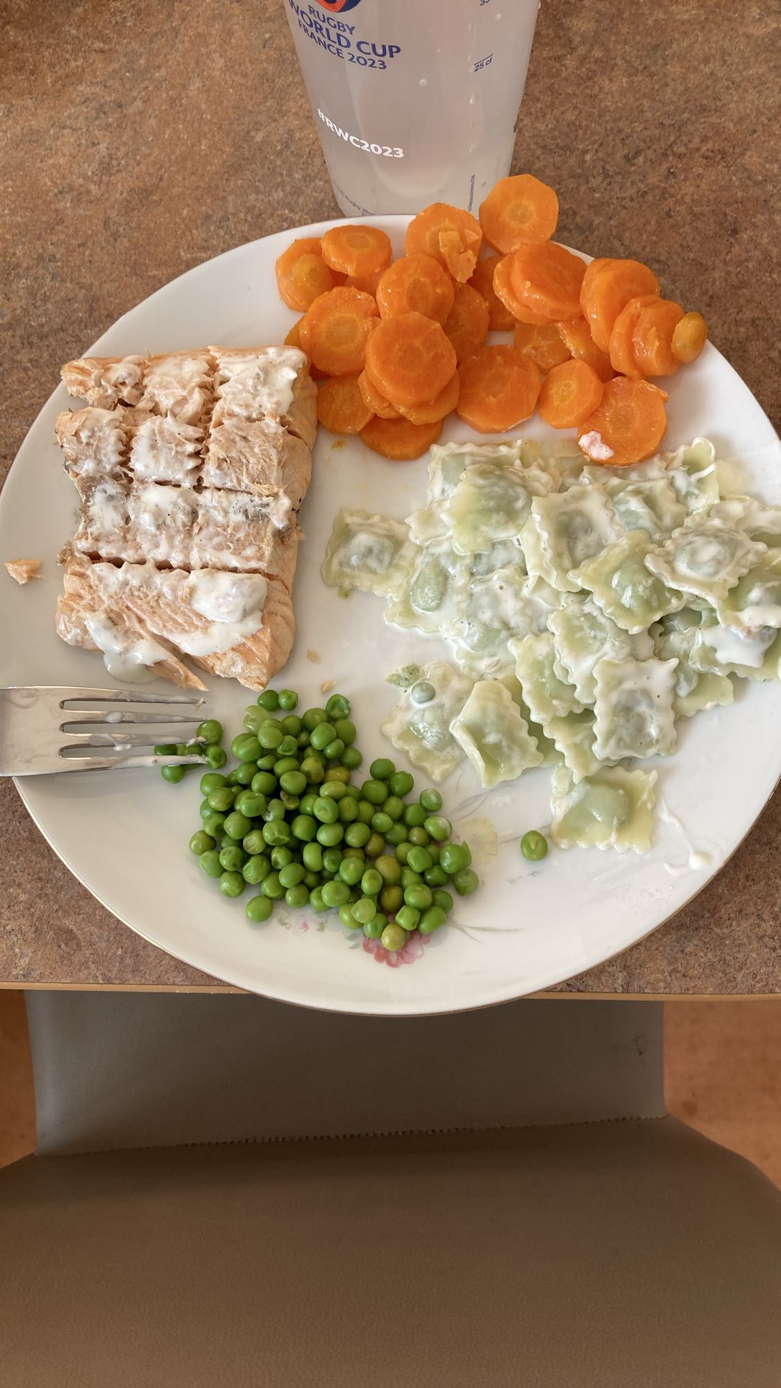 Saumon avec raviolis