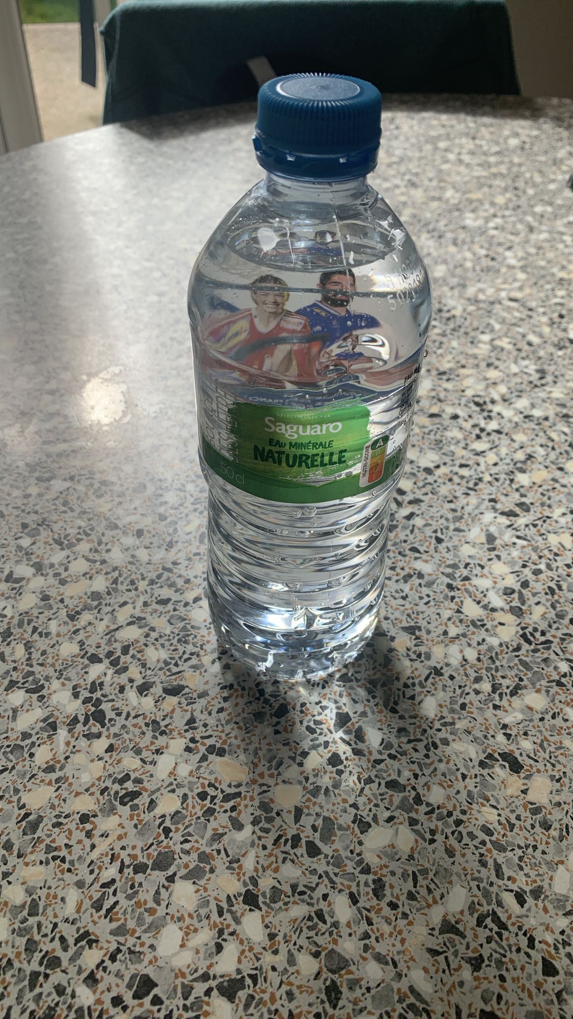 Eau minérale