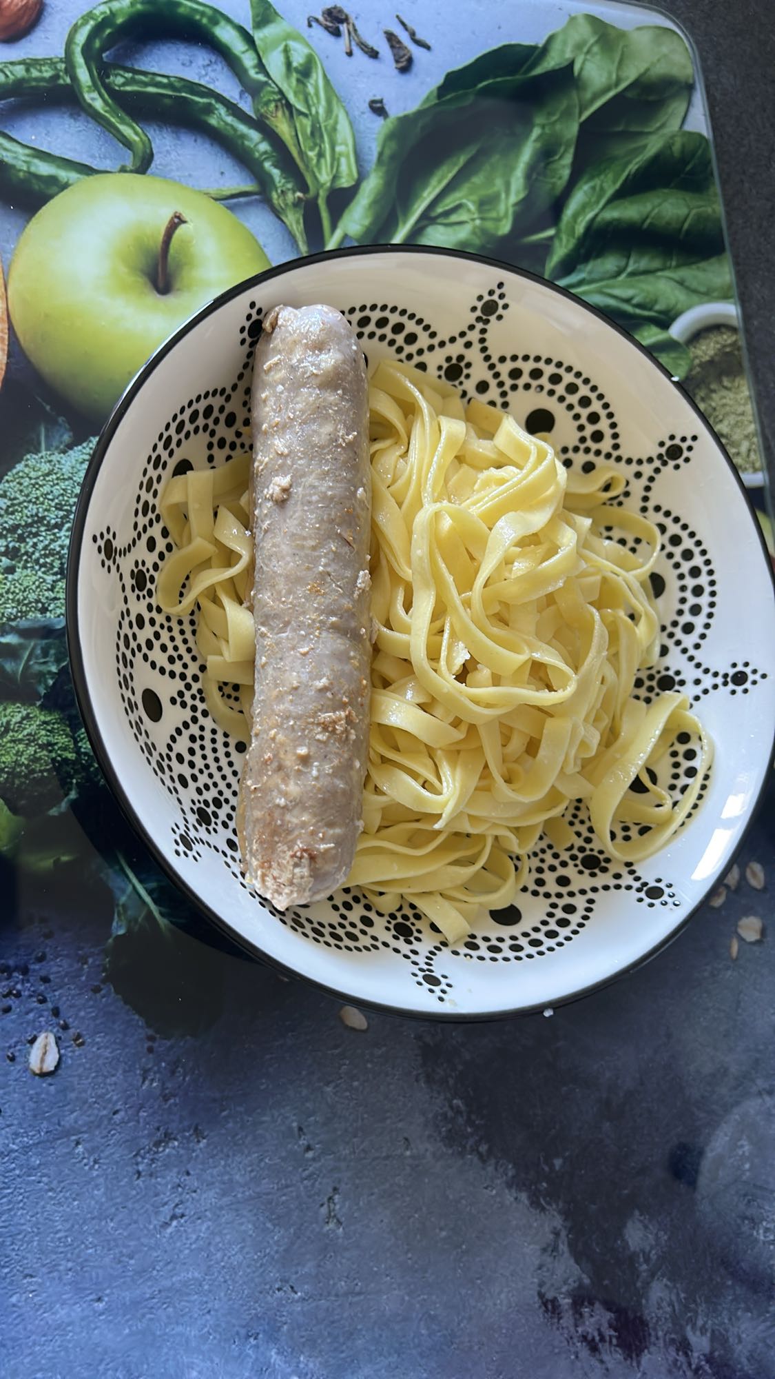 Saucisse avec tagliatelles