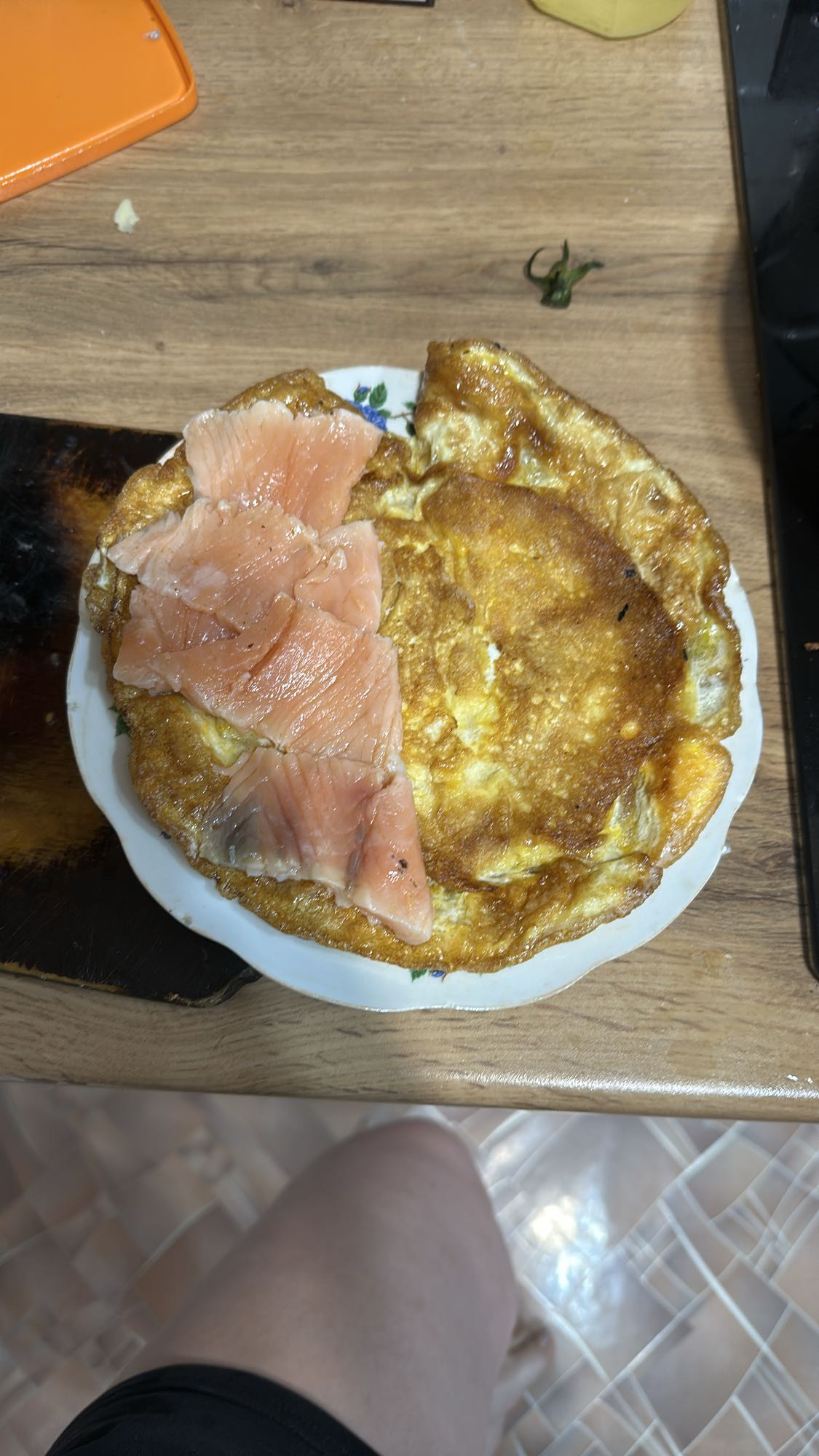 Омлет с лососем