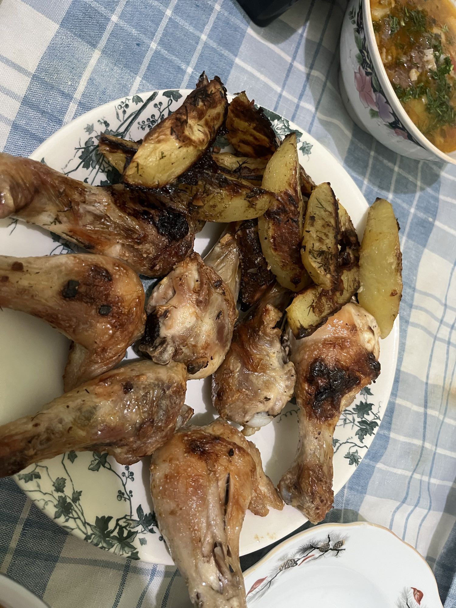 Запечённая курица с картофелем