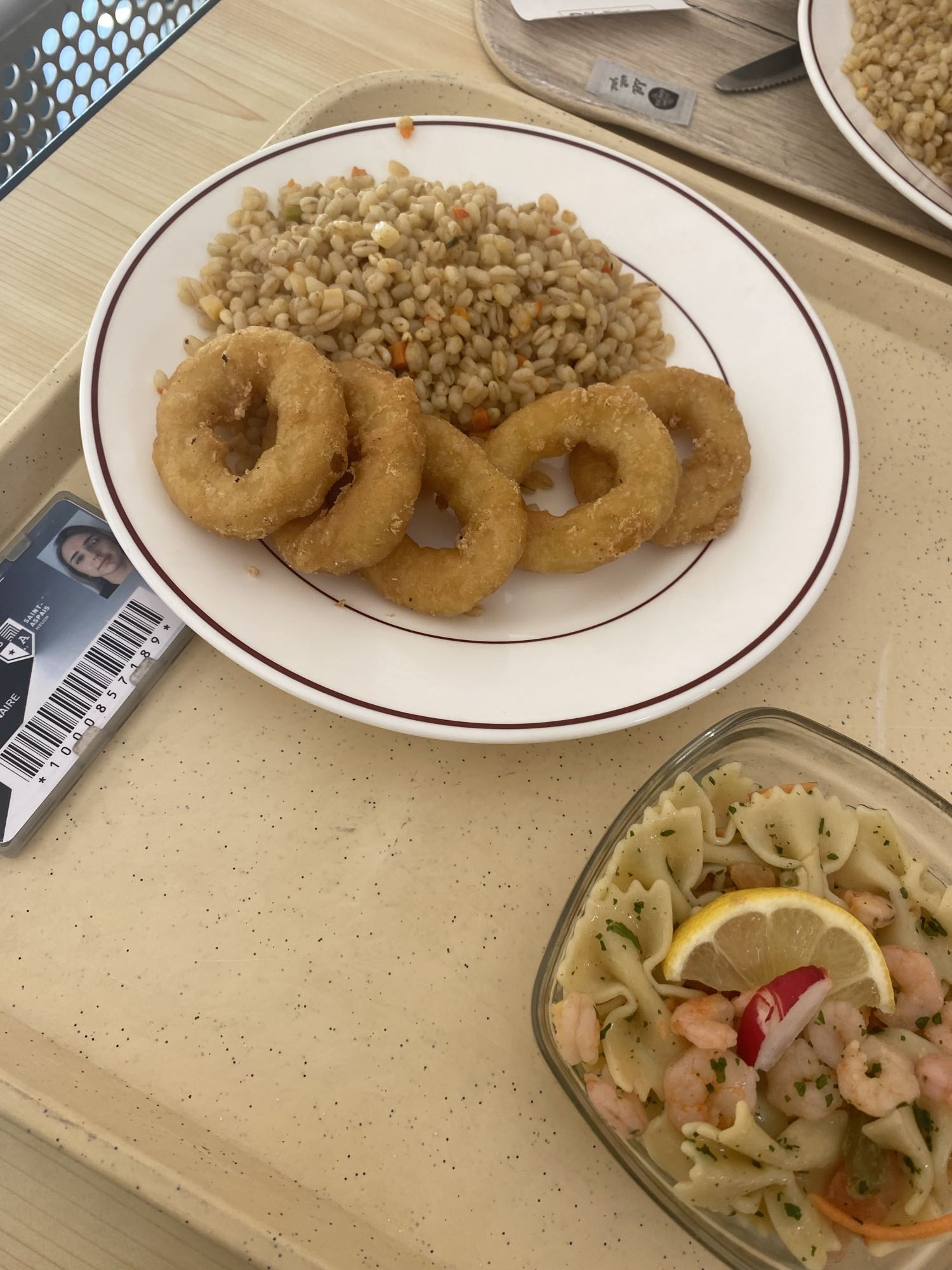 Calamars et salade de pâtes