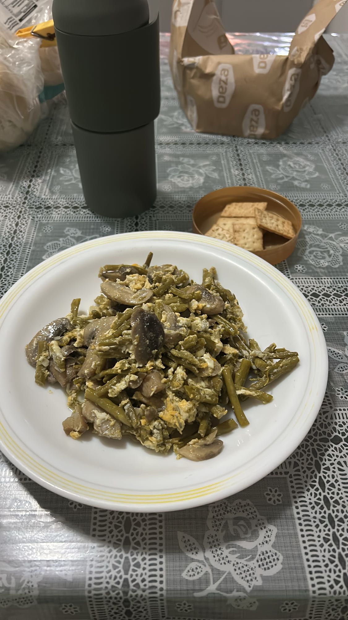 Revuelto de judías y champiñones