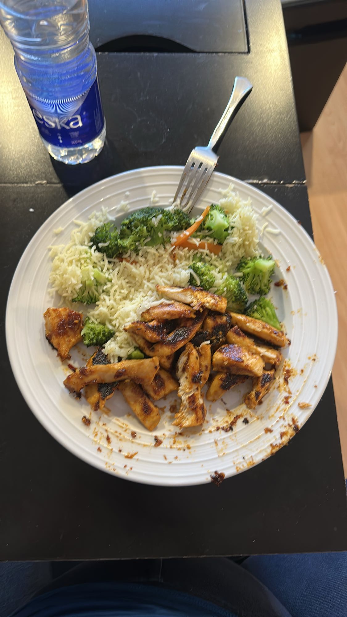 Poulet grillé avec riz