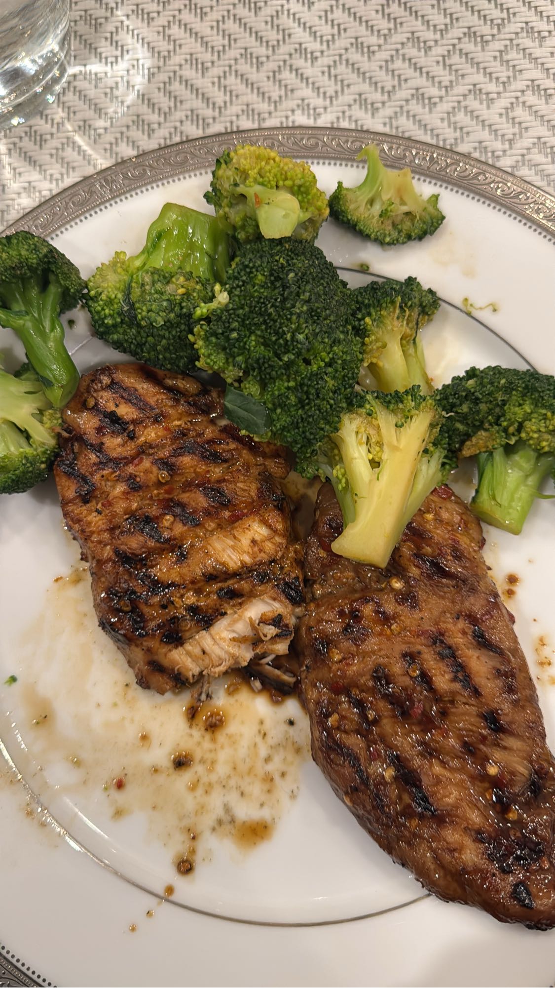 Grilled Chicken with Broccoli