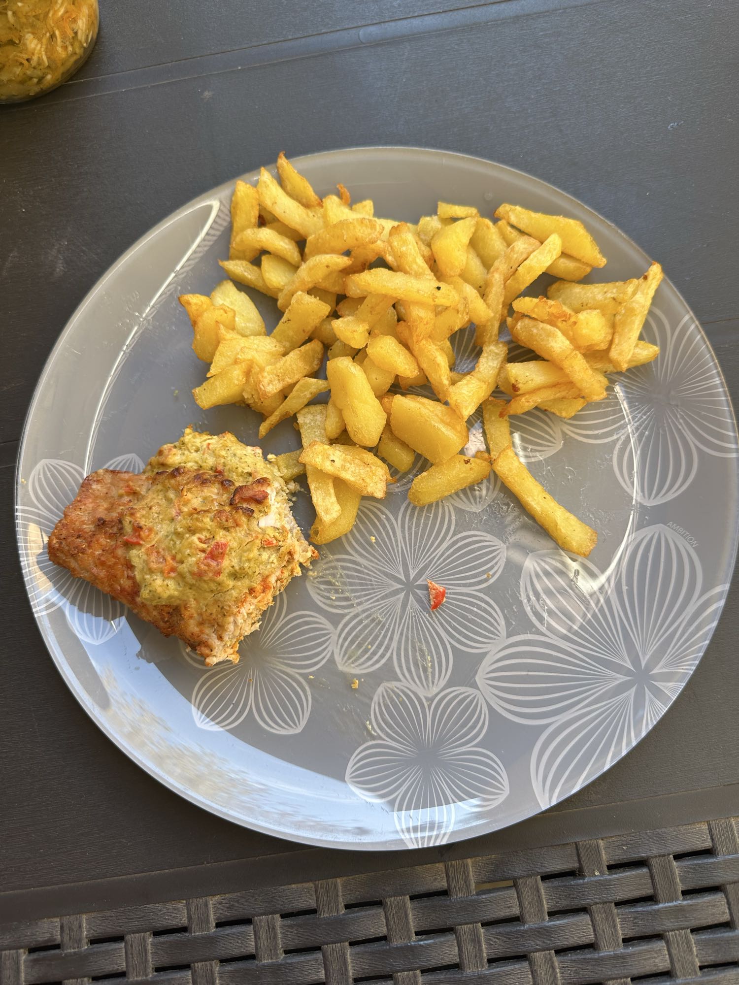 Frytki z pieczonym mięsem