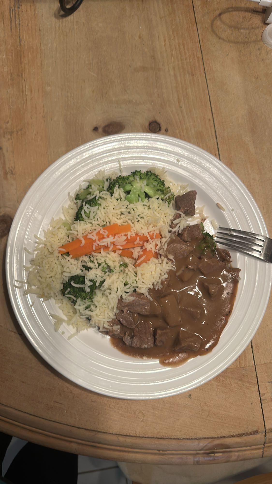 Bœuf sauce brune avec riz