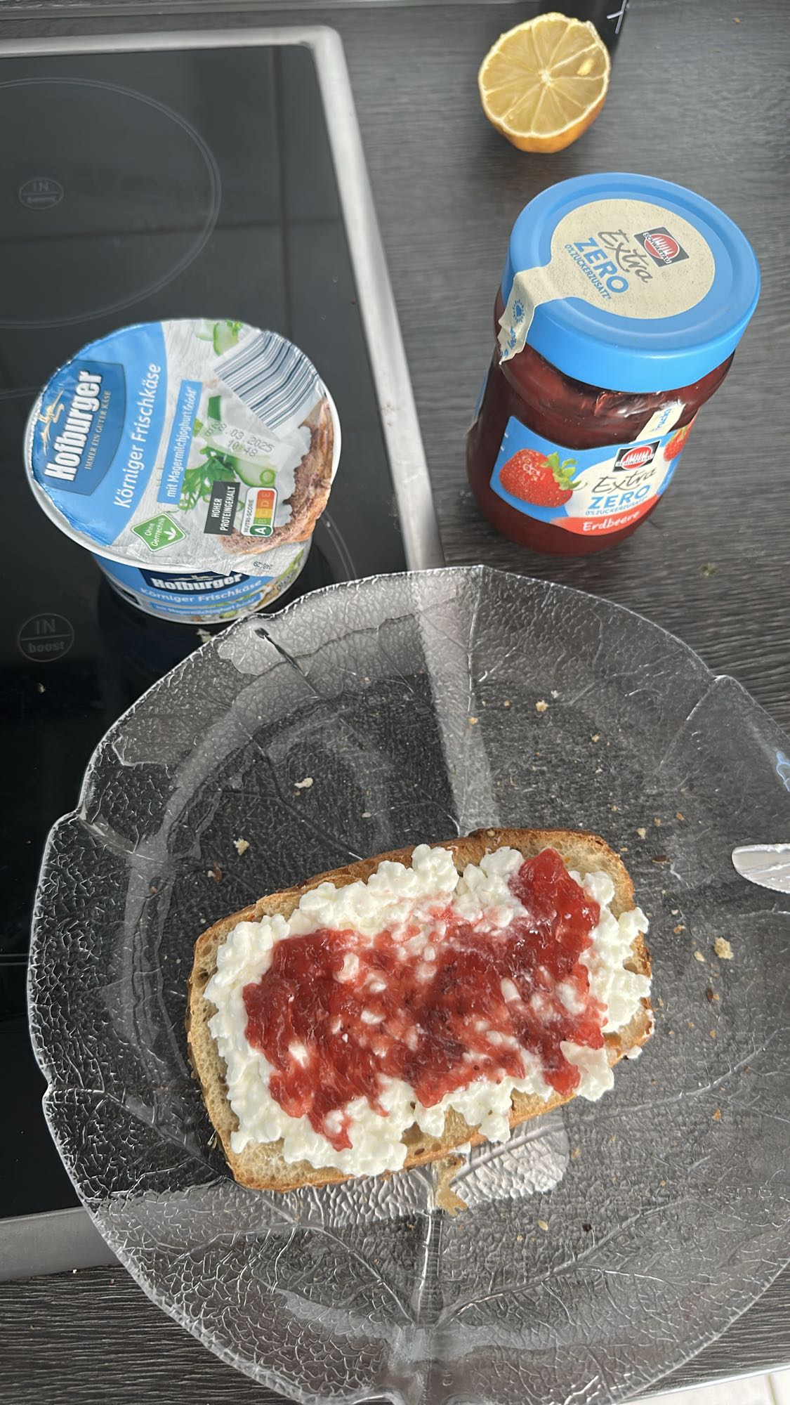 Hüttenkäse Brot