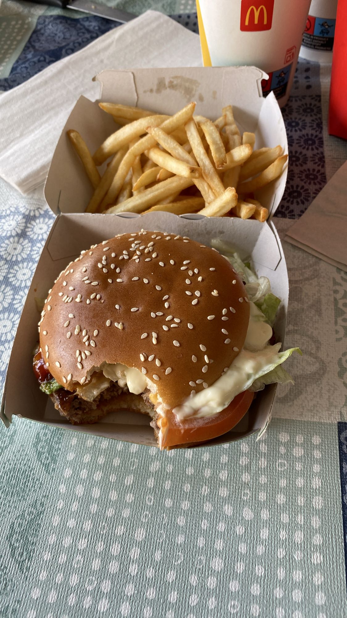 Hamburguesa con papas