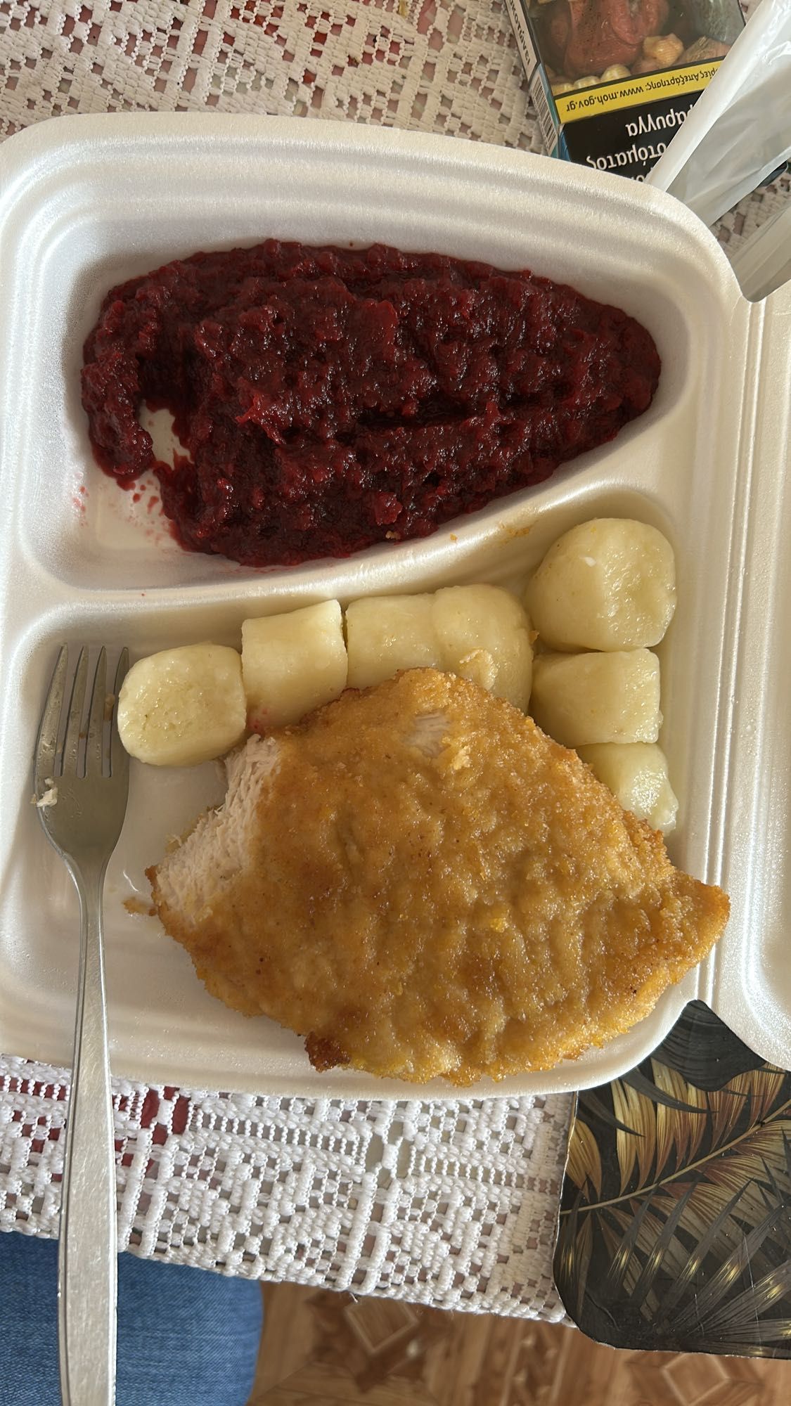 Kotlet schabowy z dodatkami