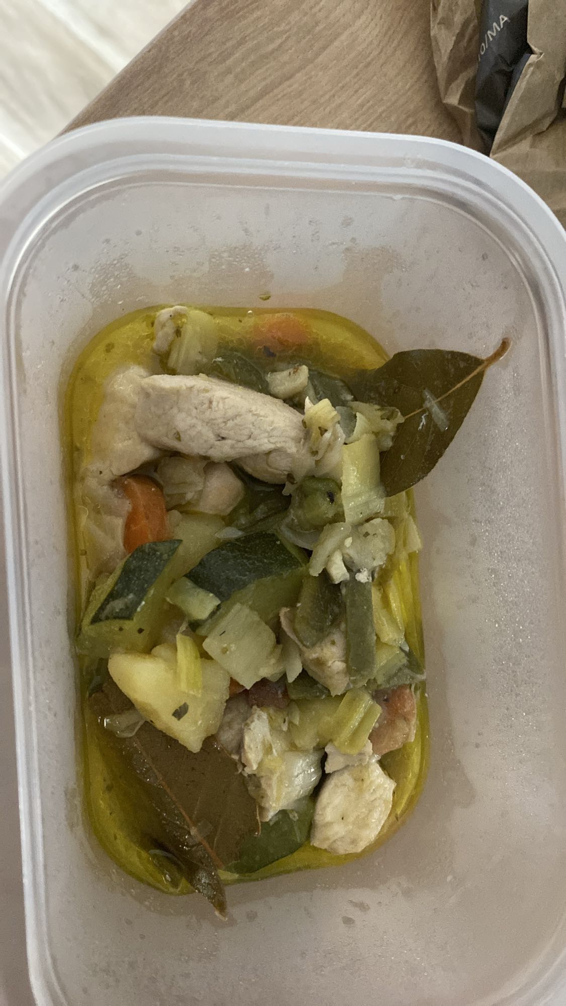 Guiso de pollo y verduras