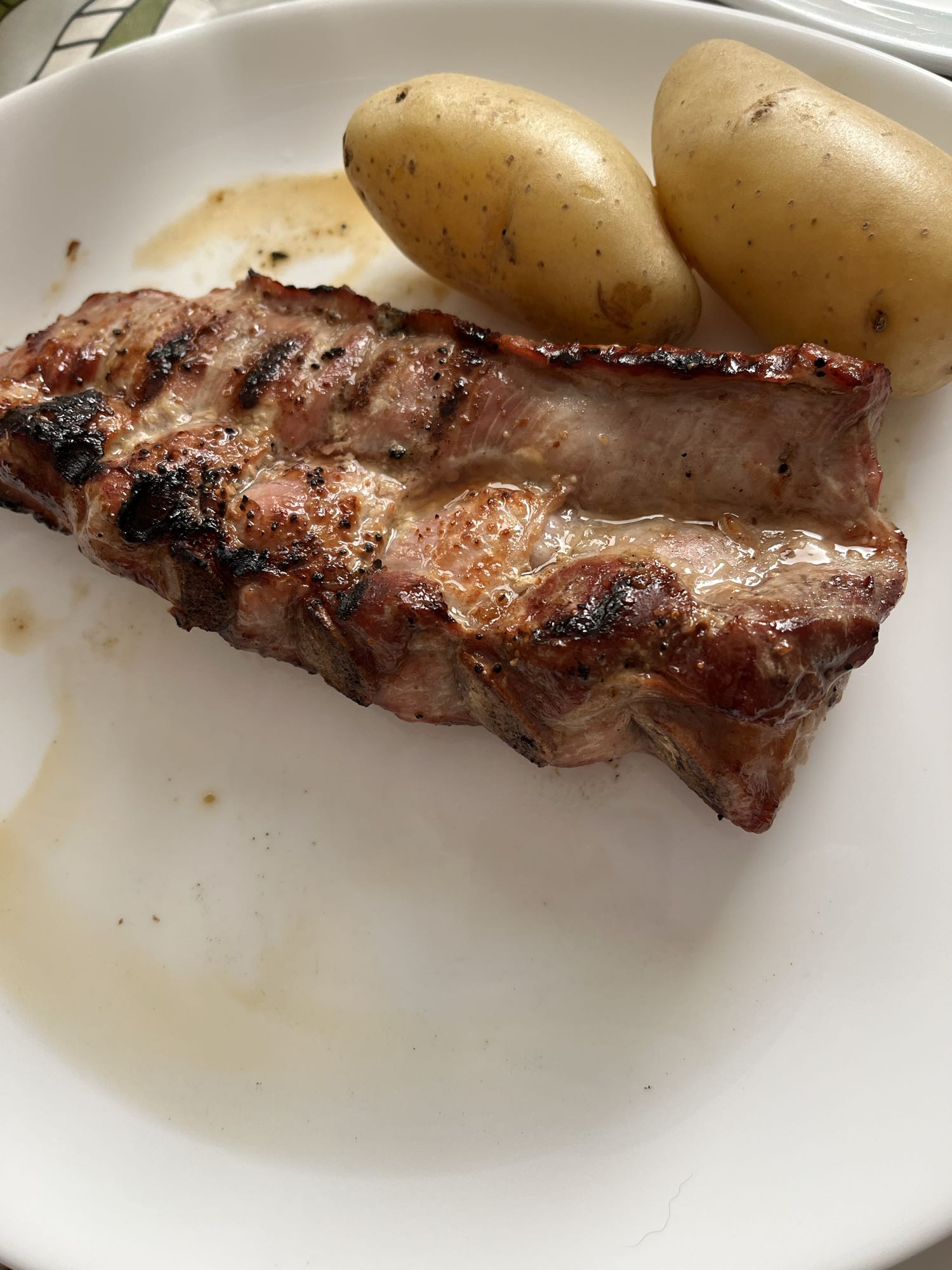 Costilla de cerdo con papas